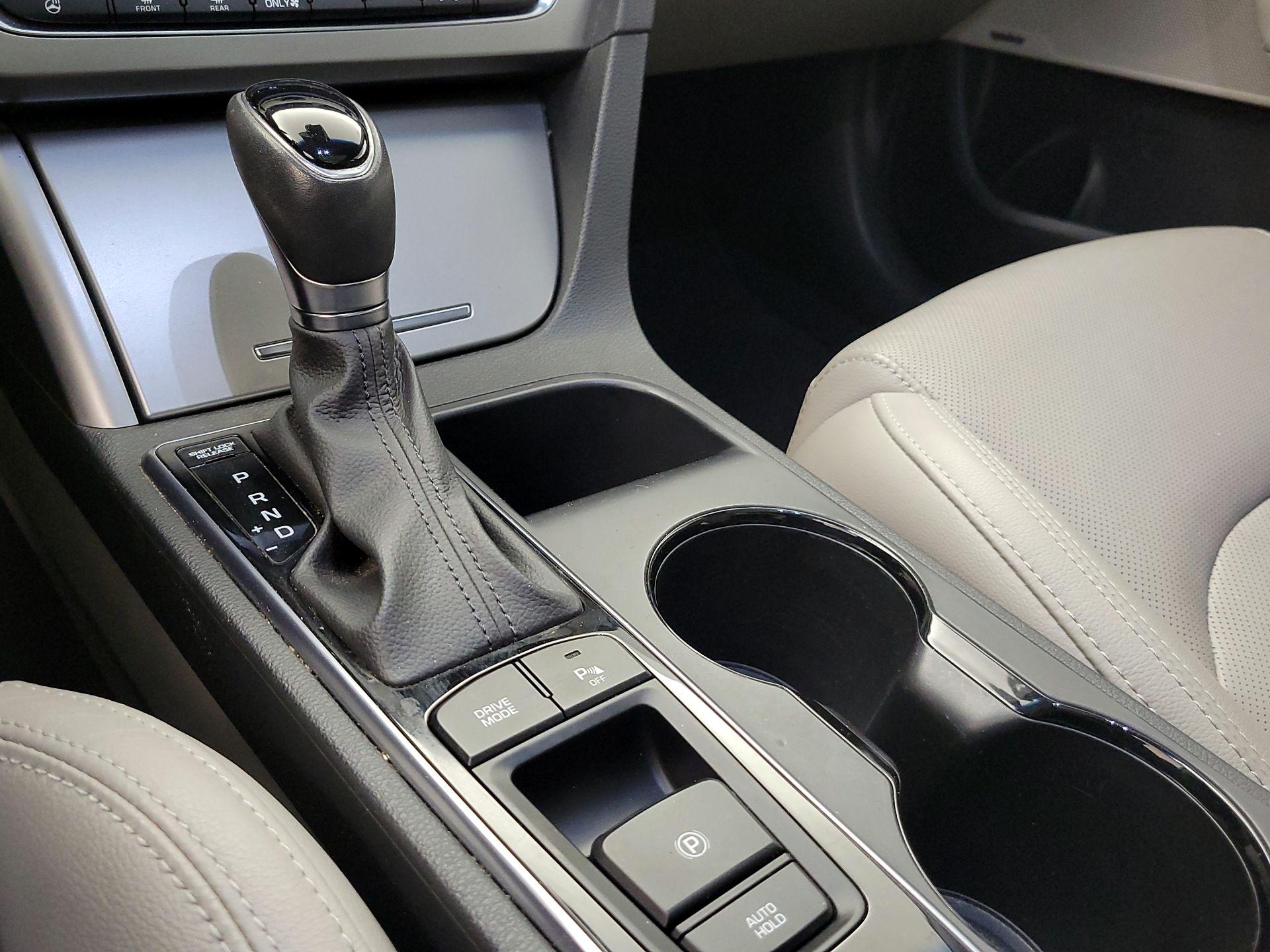 Thumbnail: 2016 Hyundai Sonata - 18