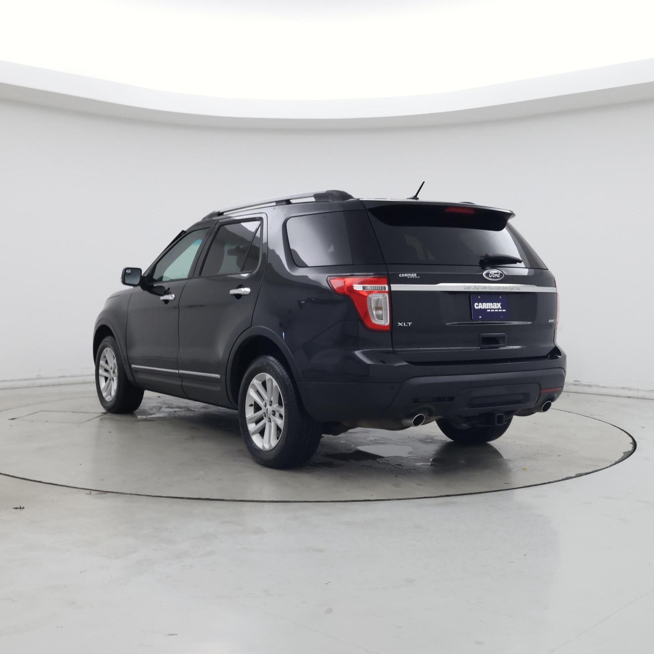 Thumbnail: 2015 Ford Explorer - 2