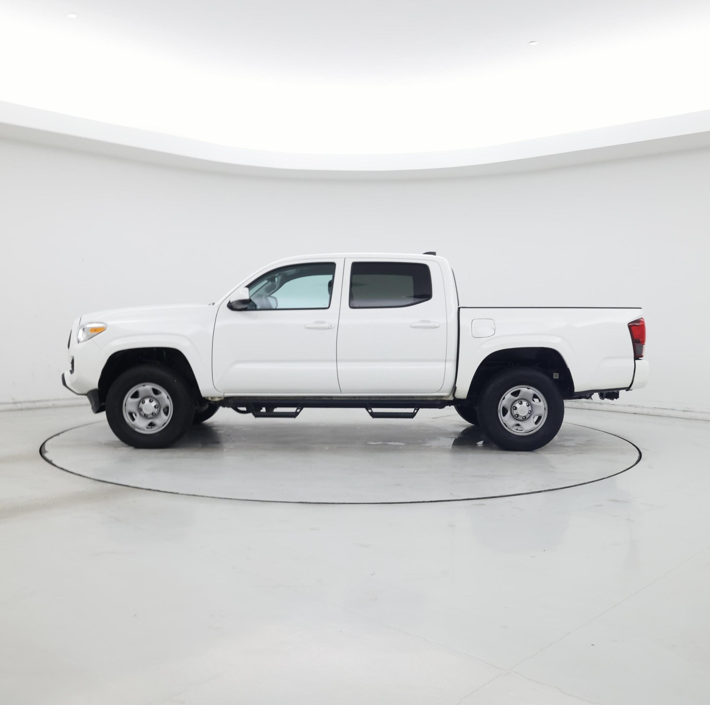 Thumbnail: 2023 Toyota Tacoma - 3