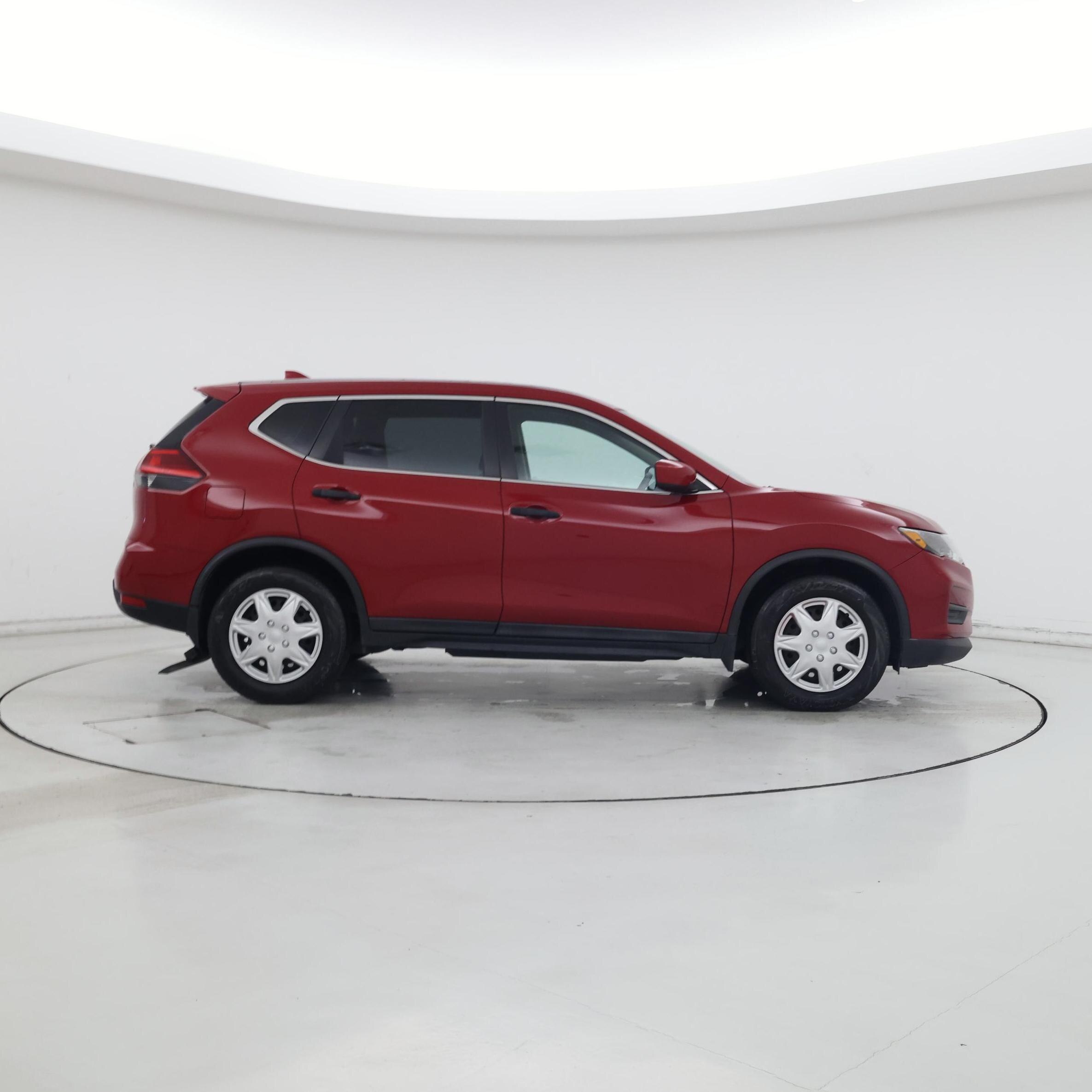 Thumbnail: 2017 Nissan Rogue - 7
