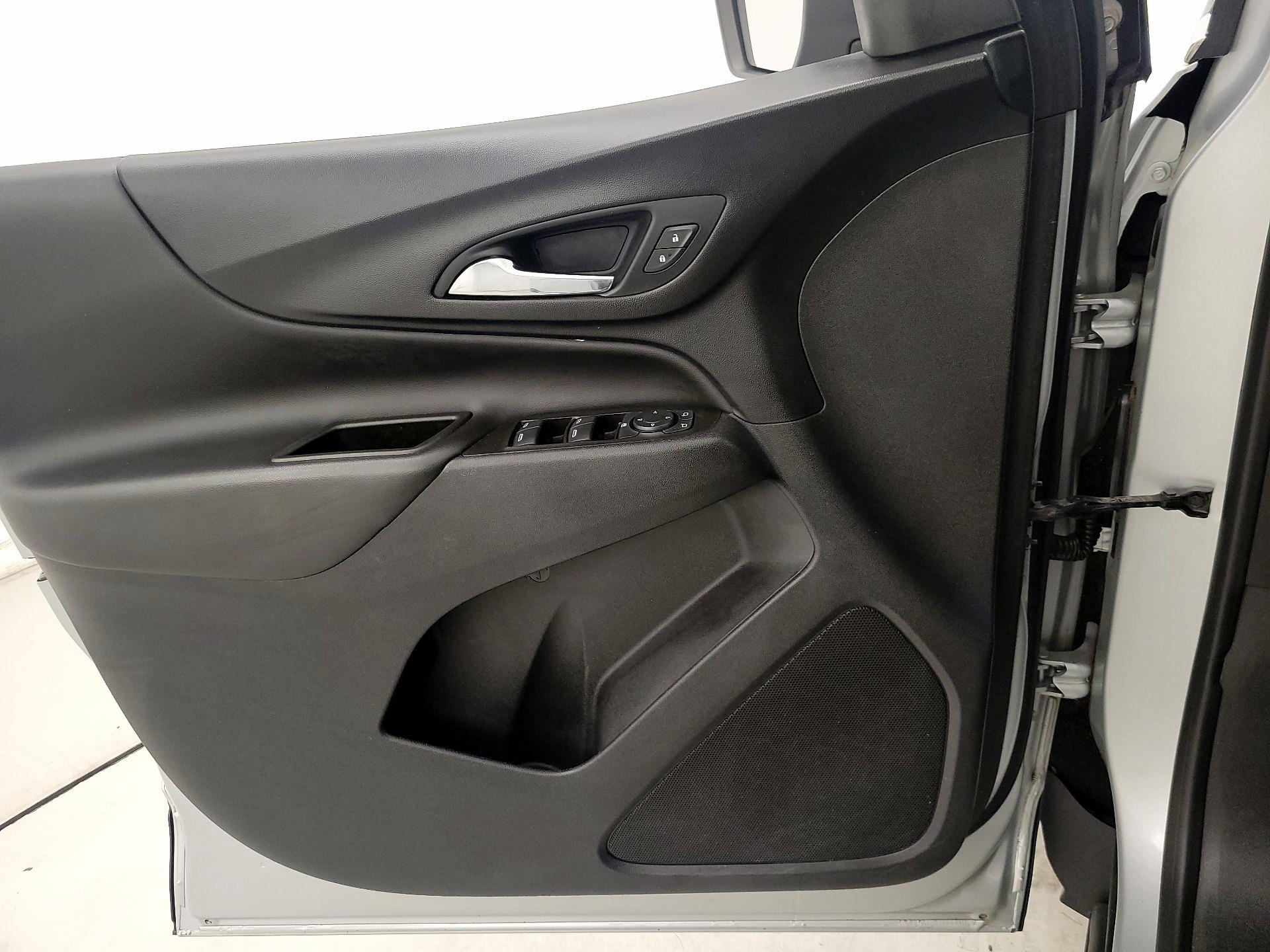 Thumbnail: 2021 Chevrolet Equinox - 12