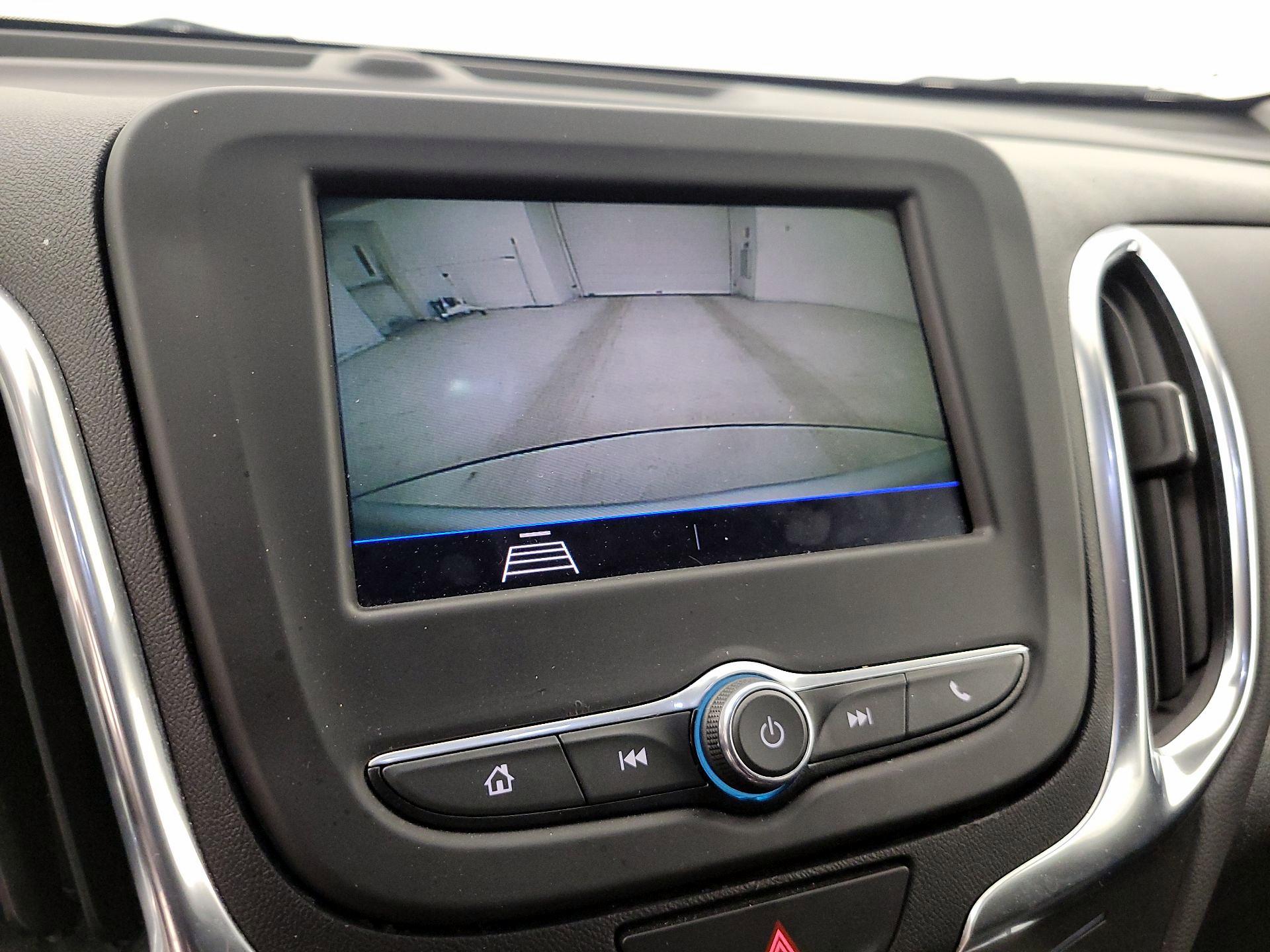 Thumbnail: 2021 Chevrolet Equinox - 15