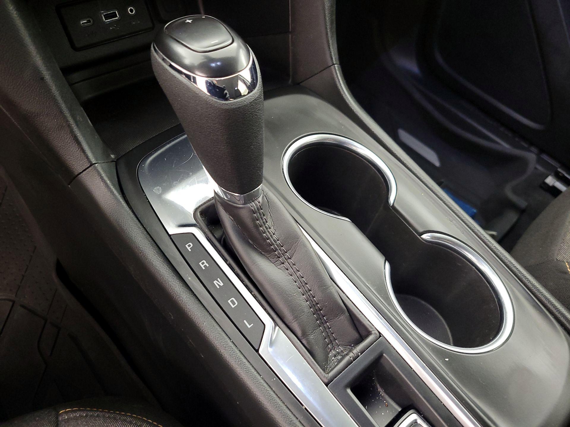 Thumbnail: 2021 Chevrolet Equinox - 18