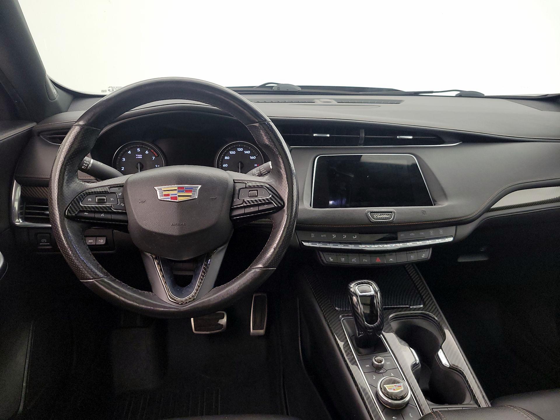Thumbnail: 2019 Cadillac XT4 - 10