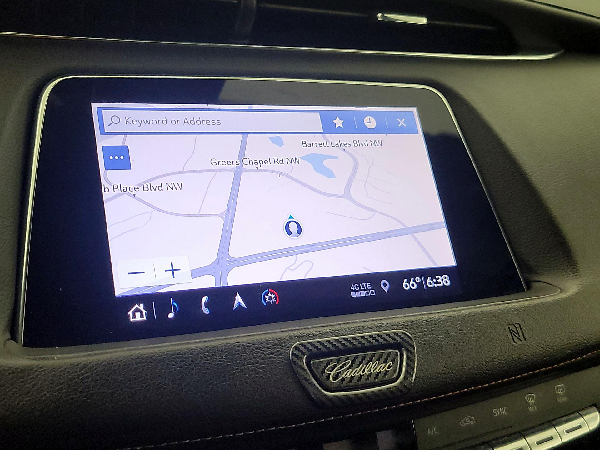 Thumbnail: 2019 Cadillac XT4 - 14