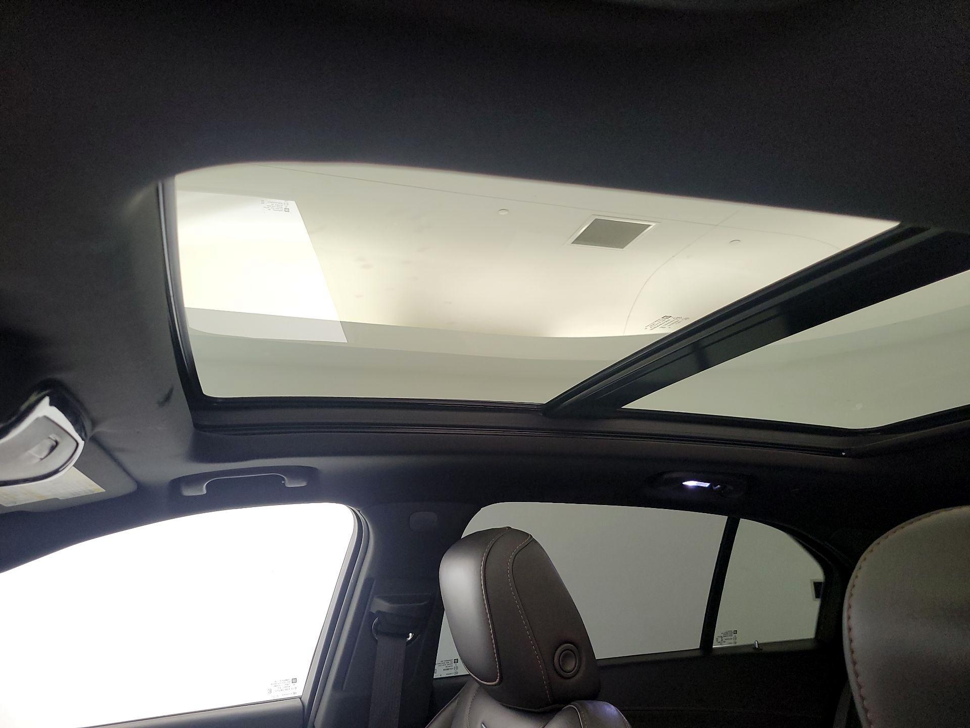 Thumbnail: 2019 Cadillac XT4 - 20