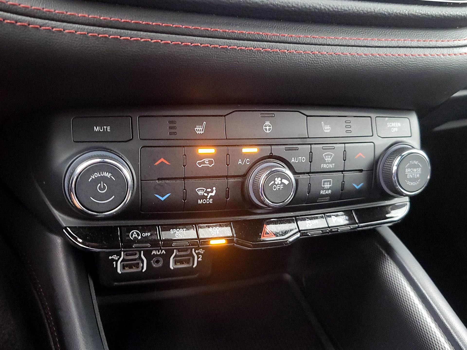 Thumbnail: 2023 Dodge Durango - 16