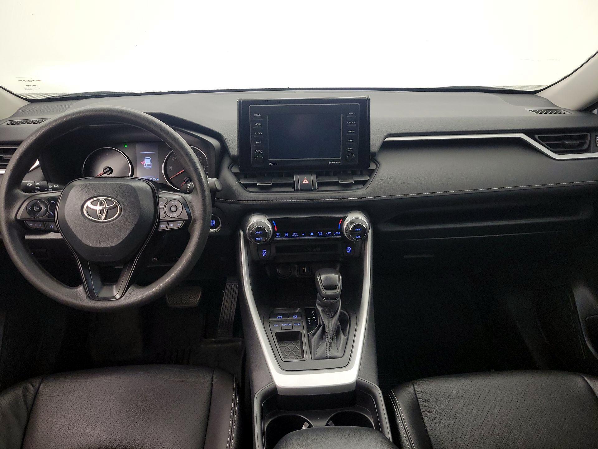 Thumbnail: 2021 Toyota RAV4 - 9