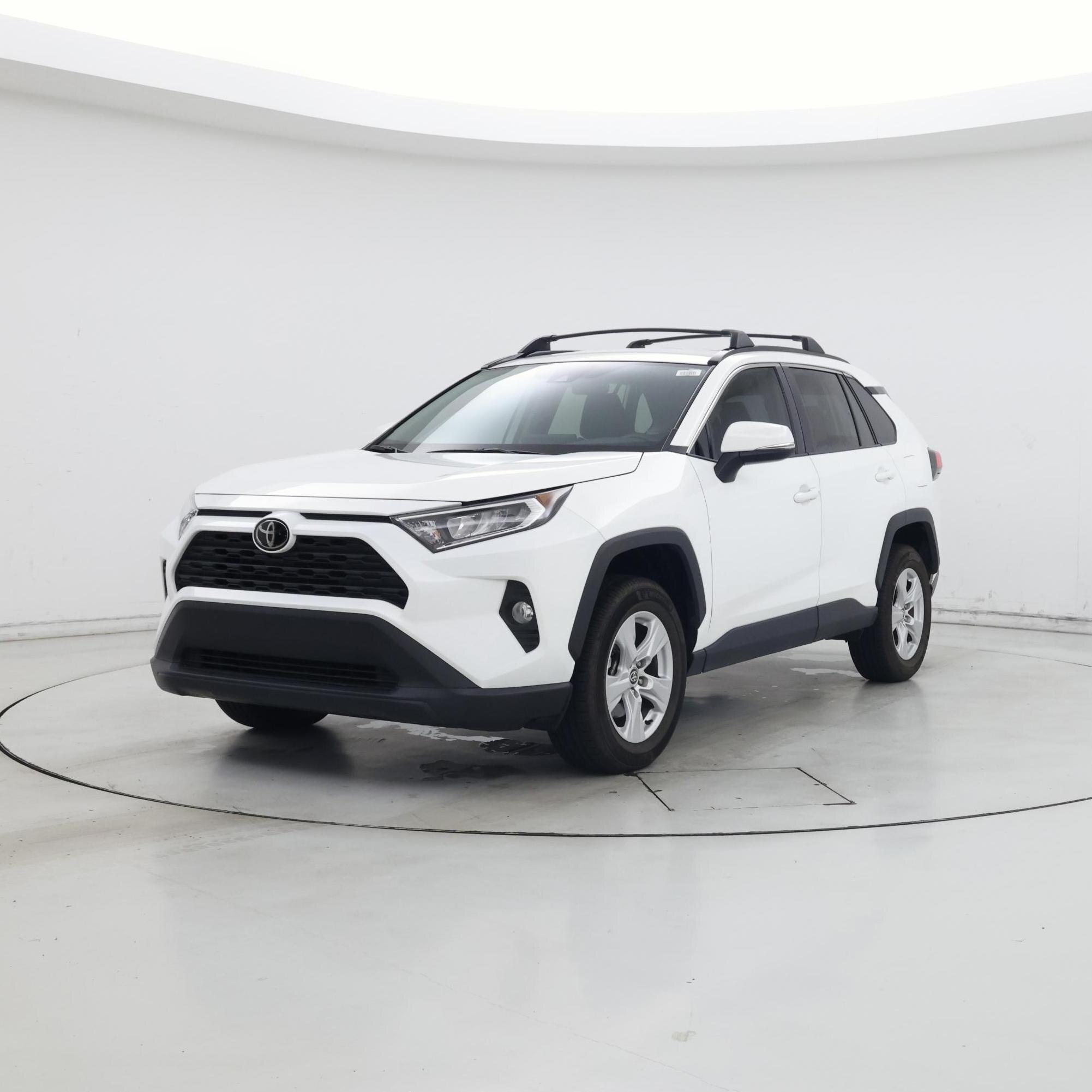 Thumbnail: 2021 Toyota RAV4 - 4