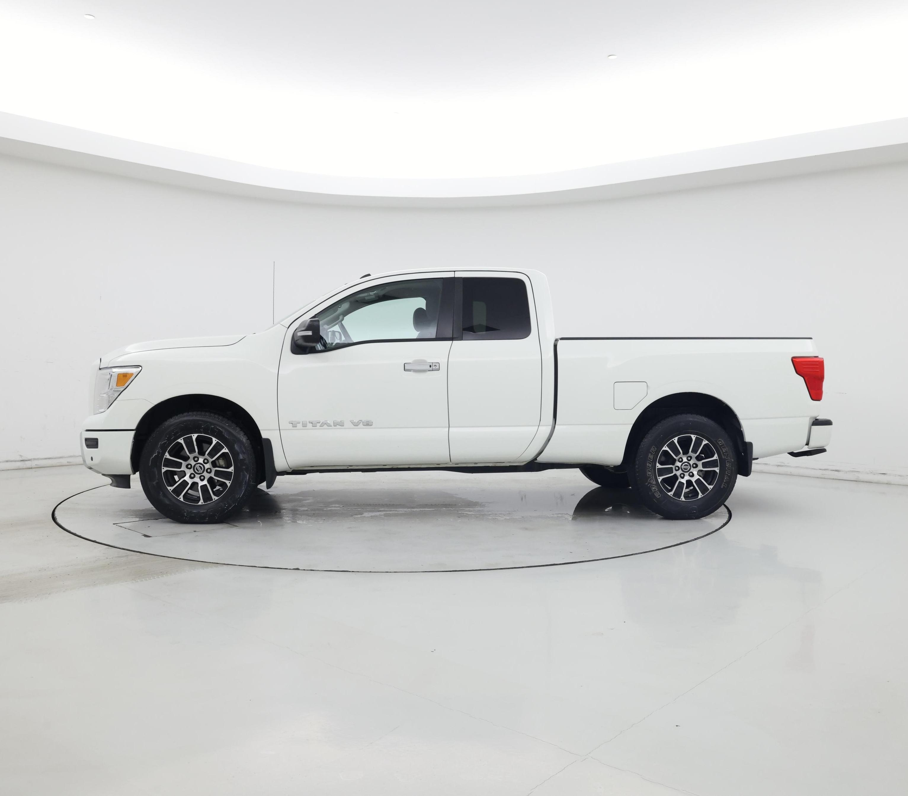 Thumbnail: 2020 Nissan Titan - 3