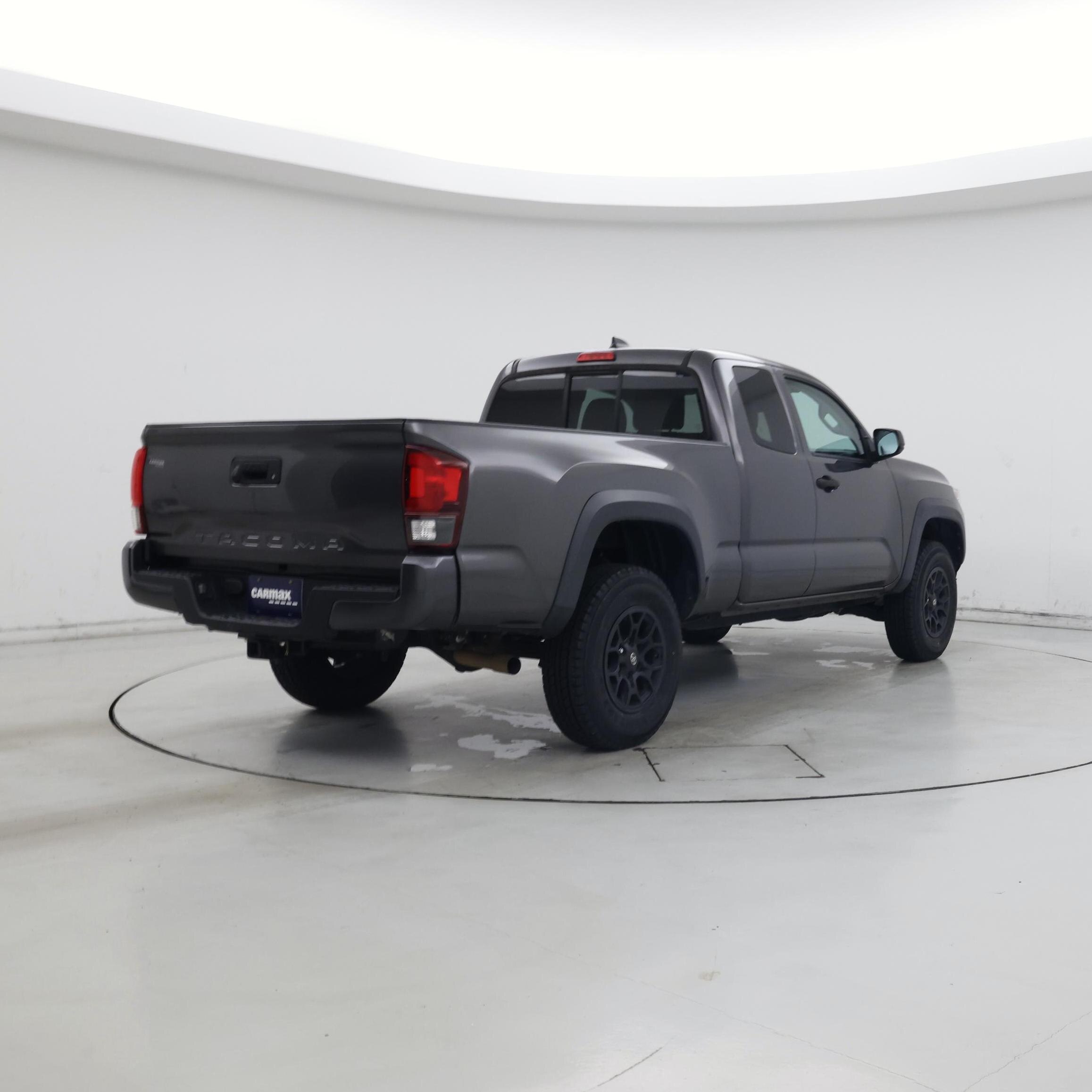 Thumbnail: 2021 Toyota Tacoma - 8