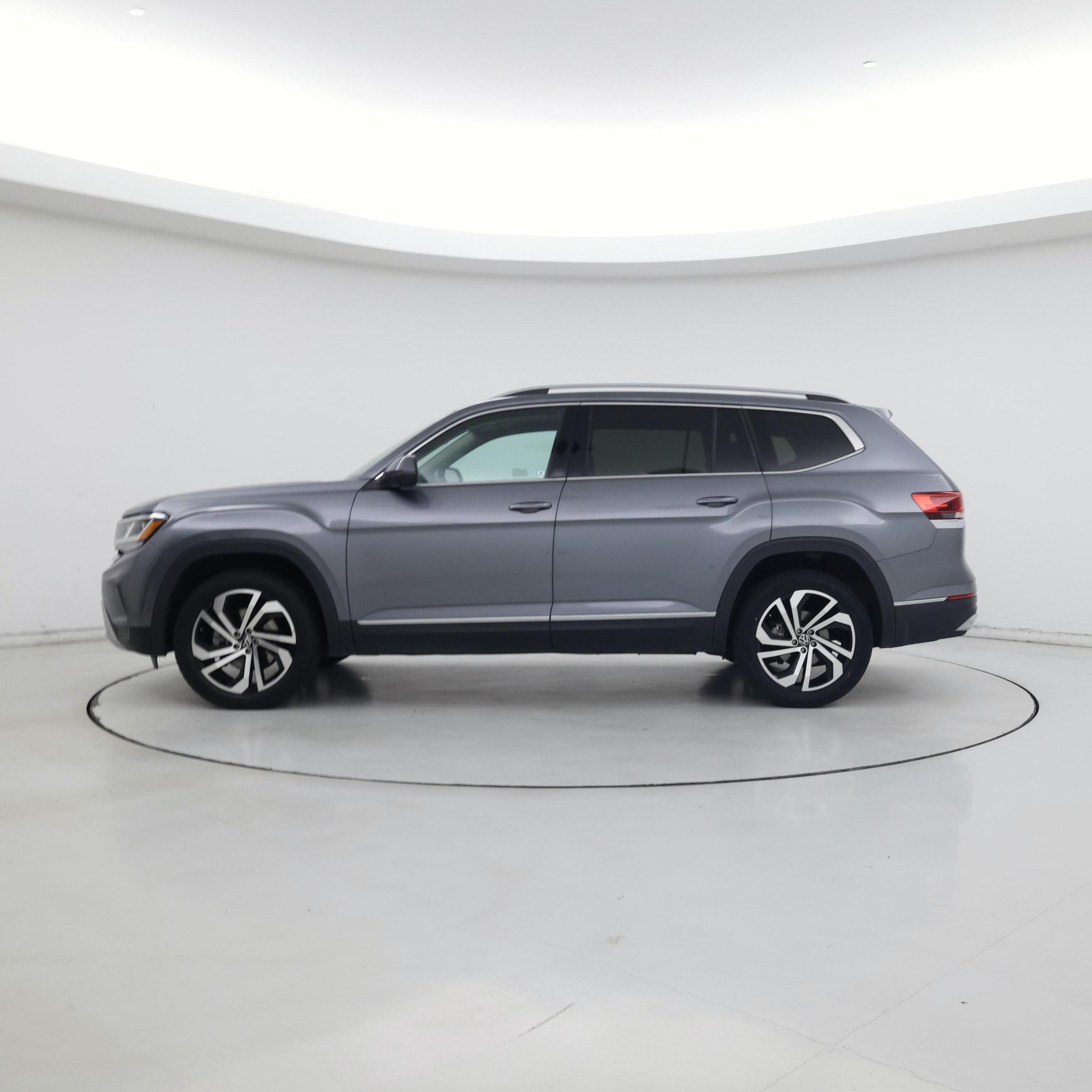 Thumbnail: 2021 Volkswagen Atlas - 3