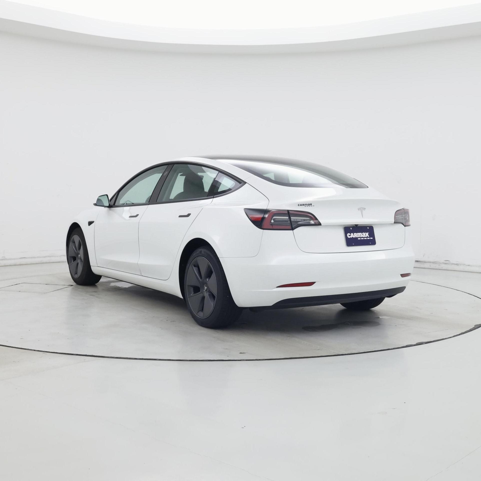Thumbnail: 2023 Tesla Model 3 - 2