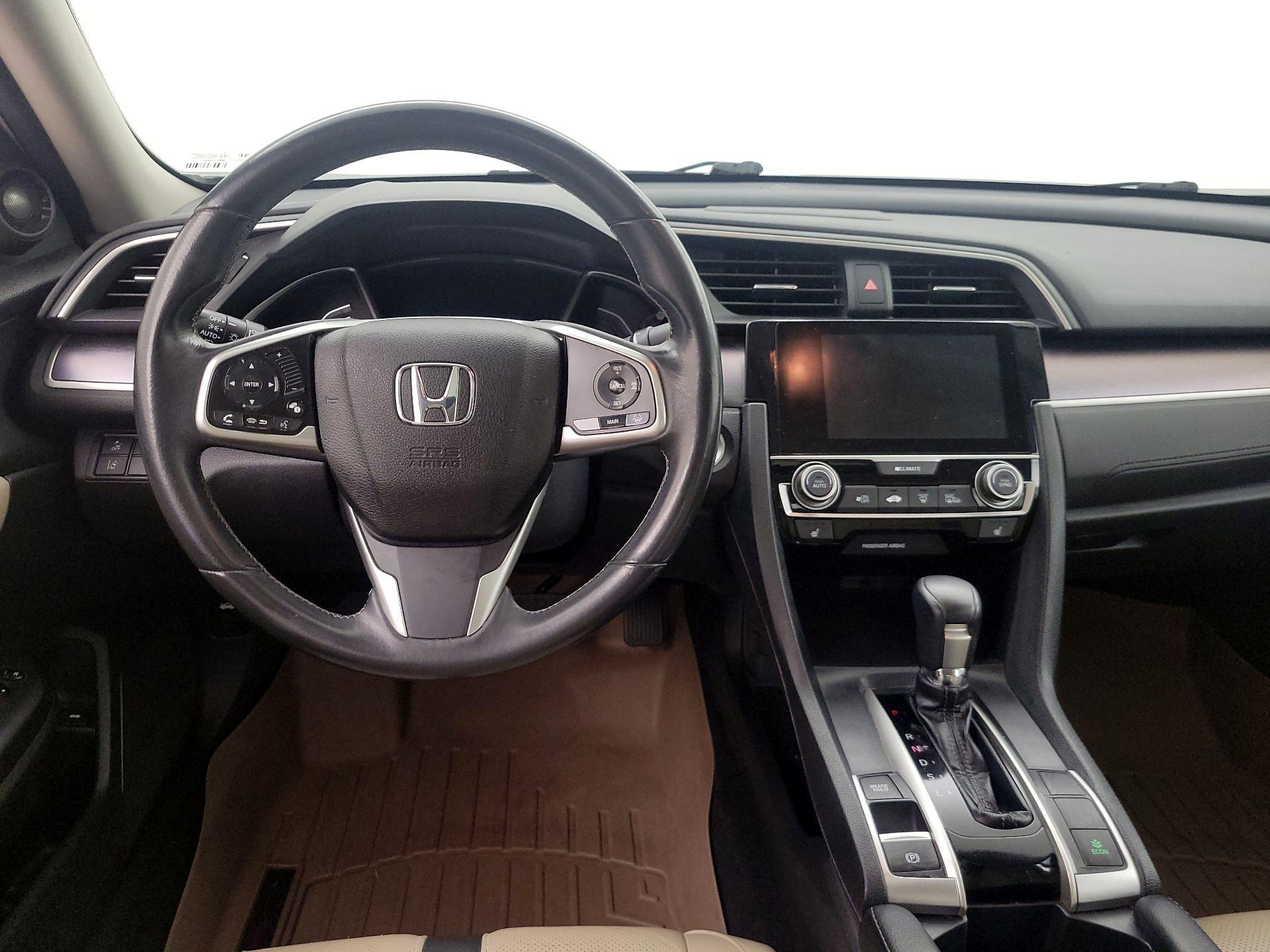 Thumbnail: 2017 Honda Civic - 10