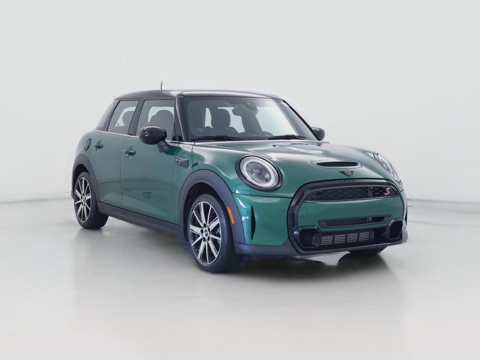 2023 MINI Hardtop 4 Door