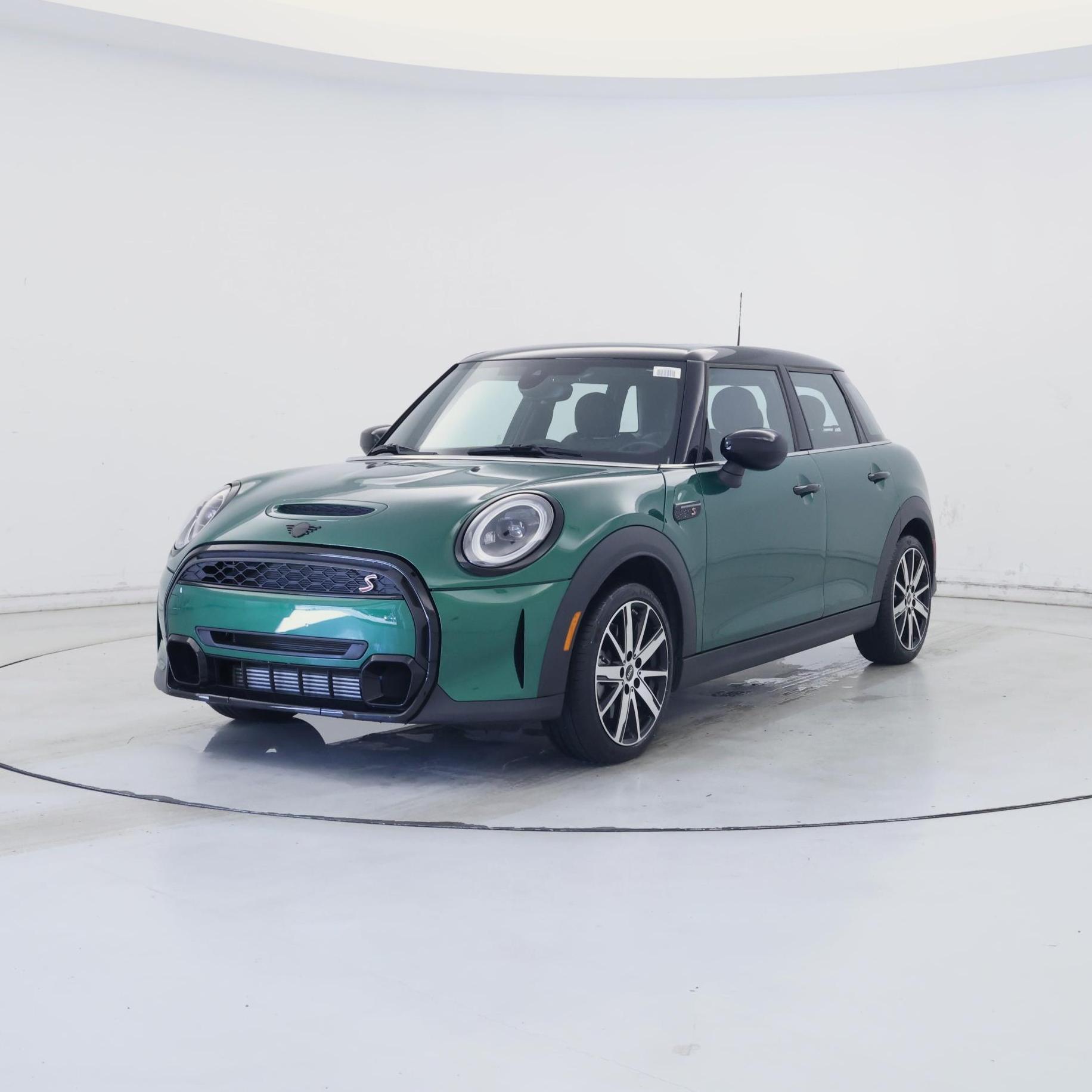 Thumbnail: 2023 MINI Cooper Hardtop - 4