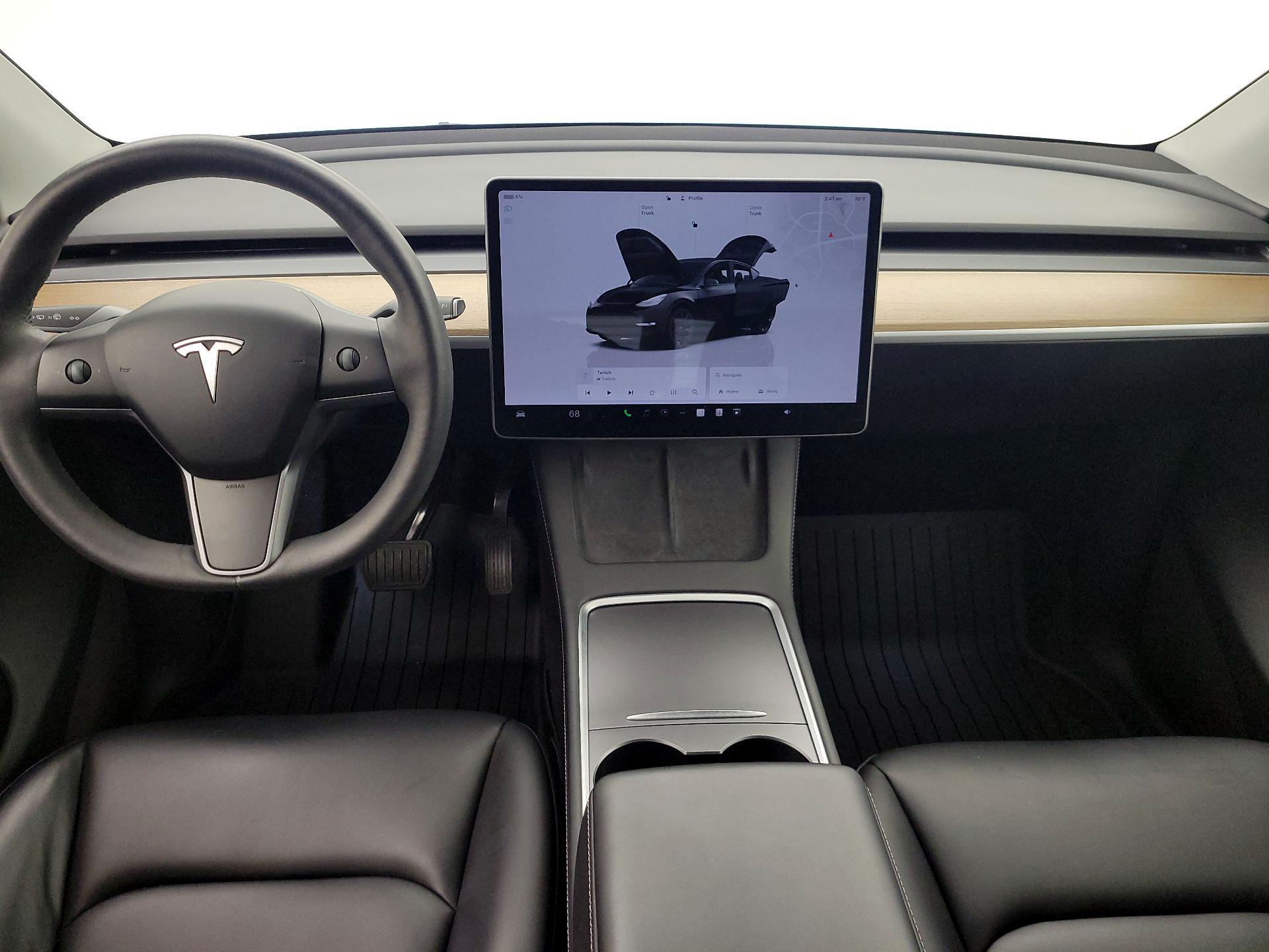 Thumbnail: 2023 Tesla Model Y - 9