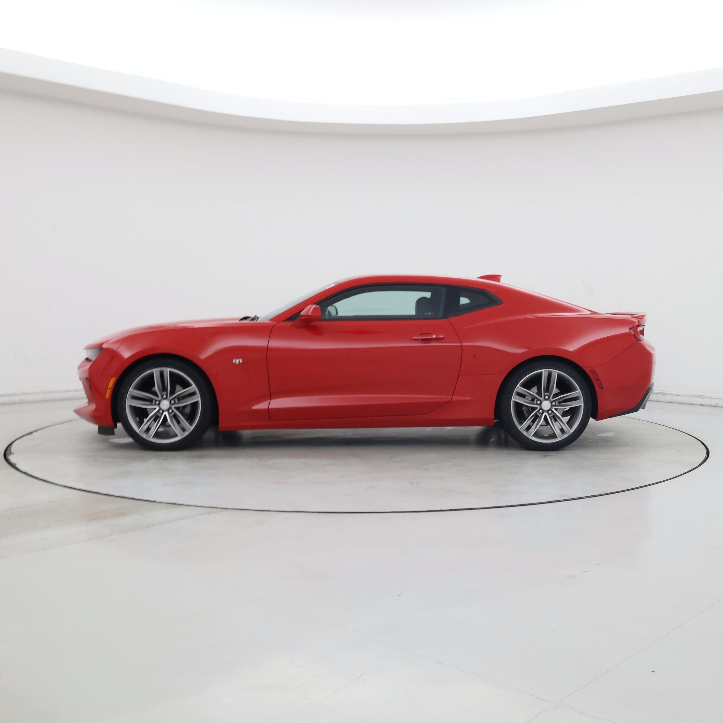 Thumbnail: 2017 Chevrolet Camaro - 3