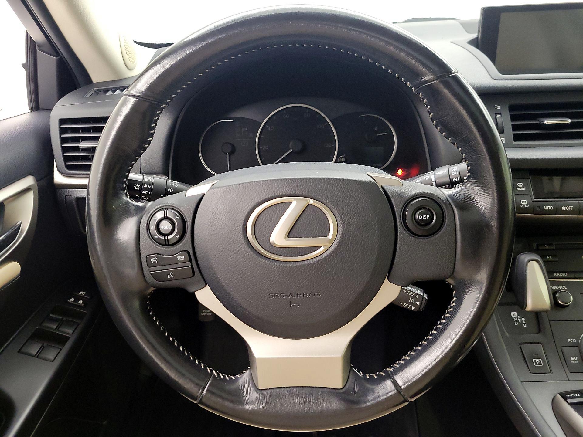 Thumbnail: 2017 Lexus CT - 10