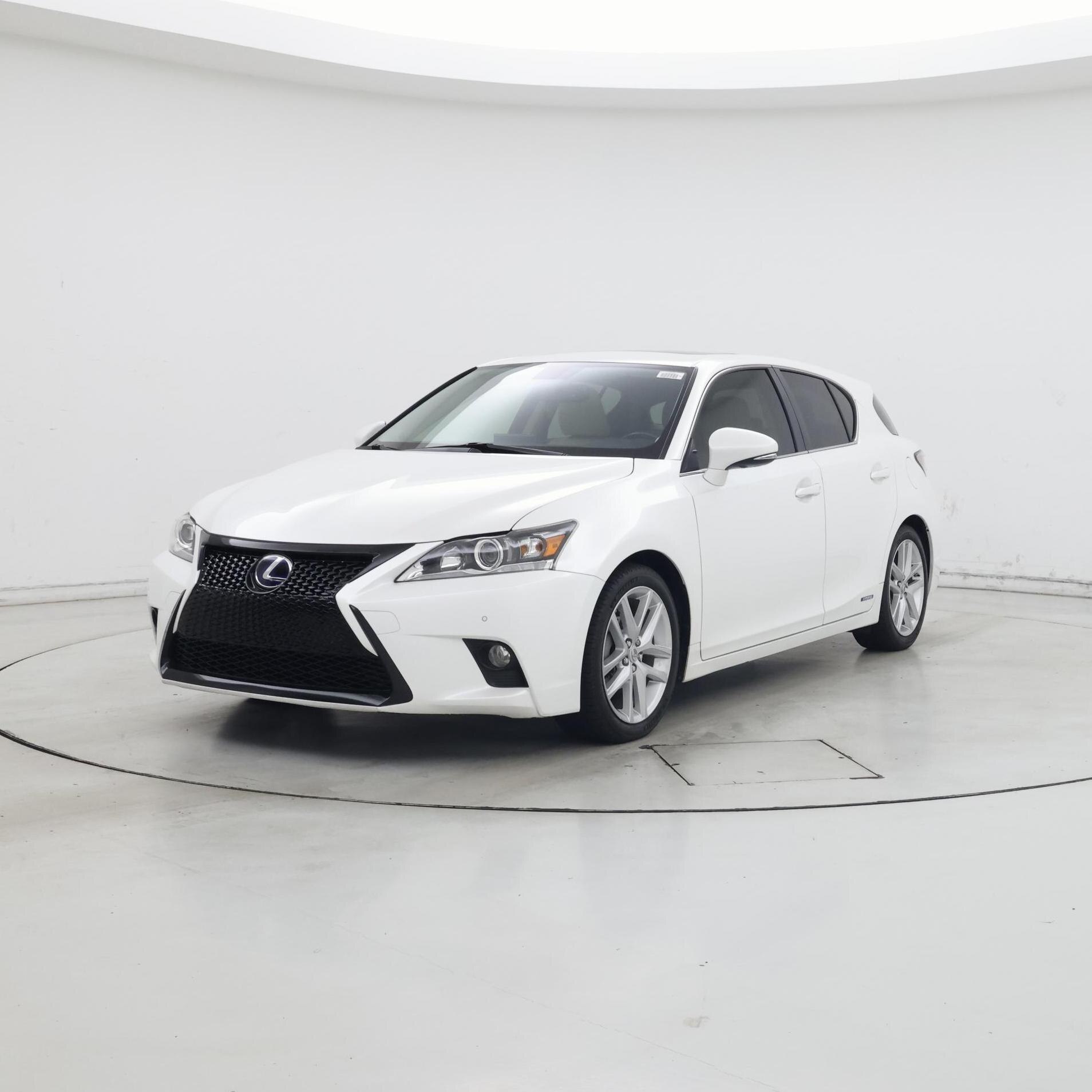 Thumbnail: 2017 Lexus CT - 4