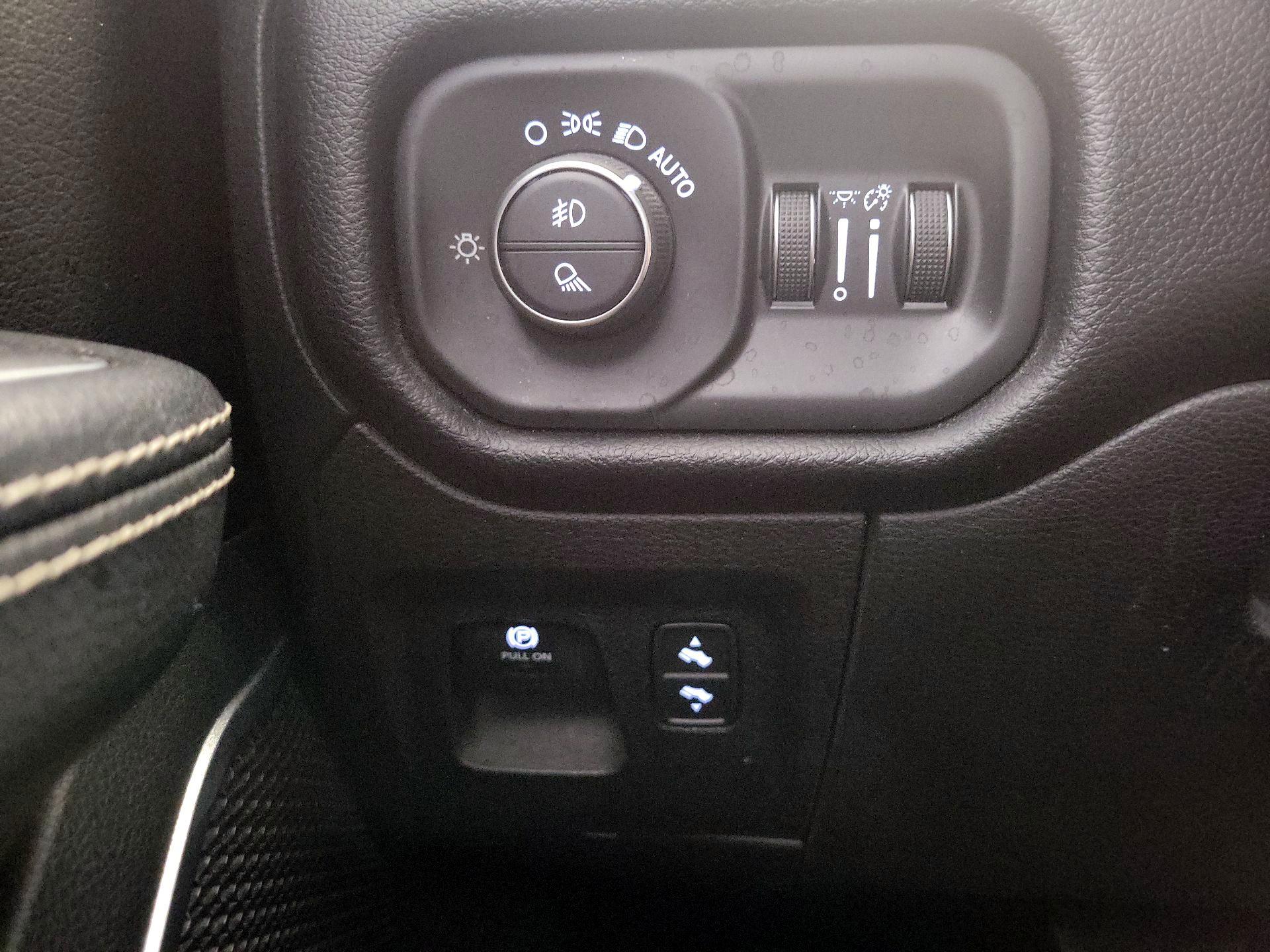 Thumbnail: 2022 RAM 1500 - 13