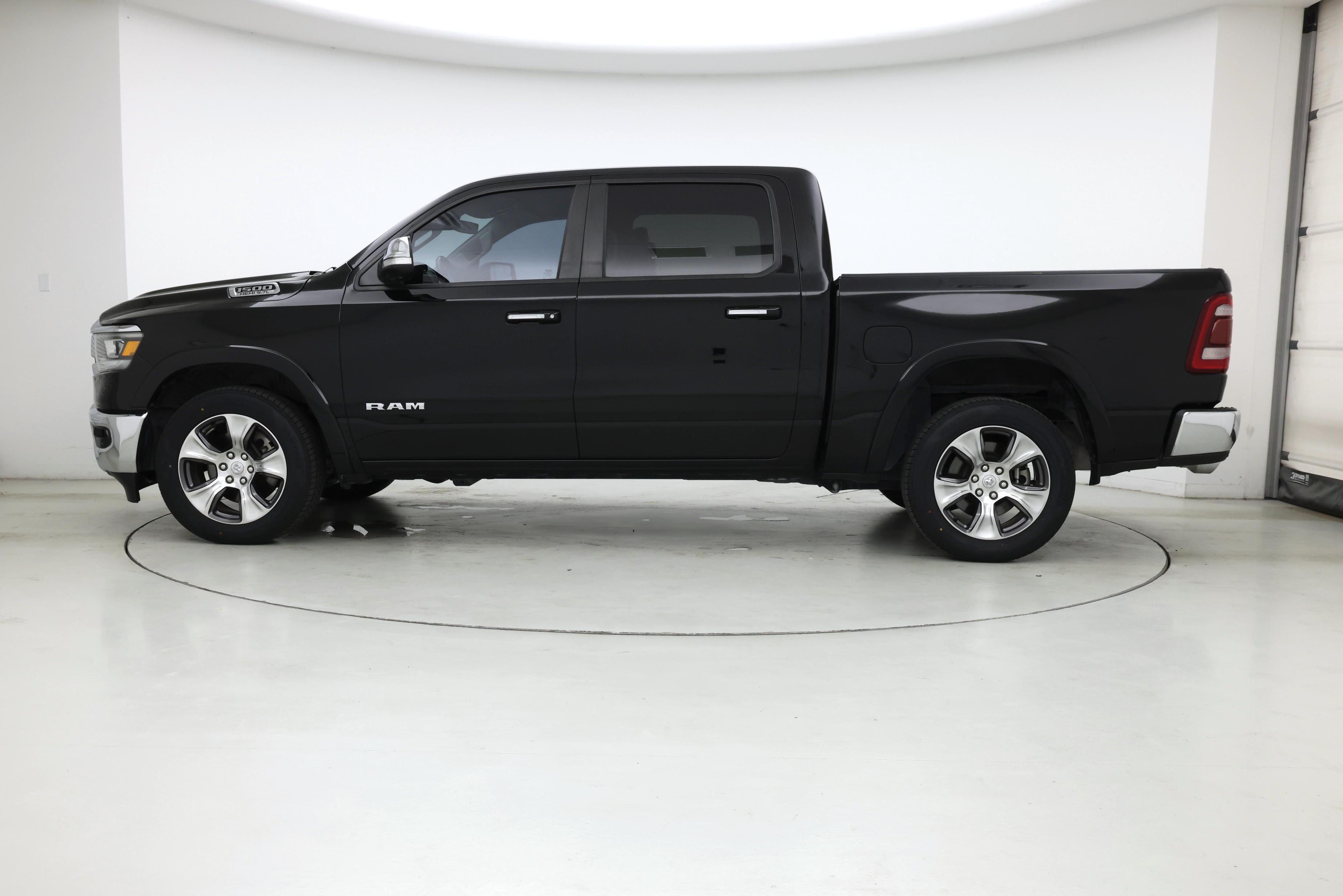 Thumbnail: 2022 RAM 1500 - 3