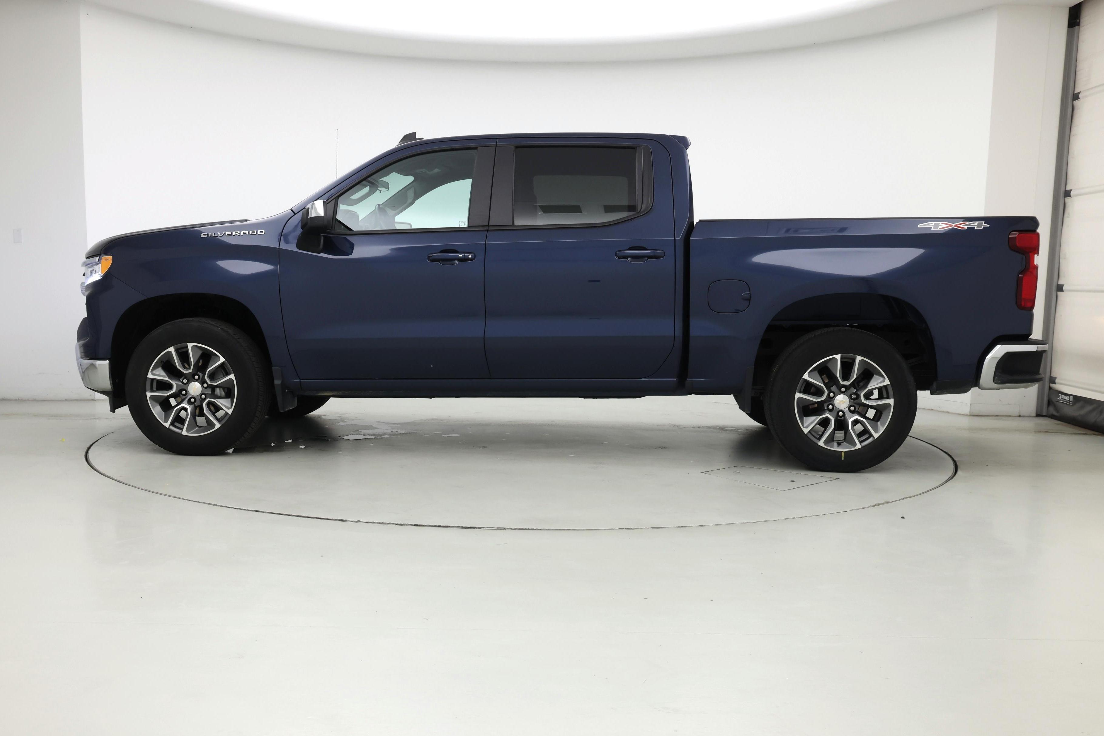 Thumbnail: 2022 Chevrolet Silverado 1500 - 3