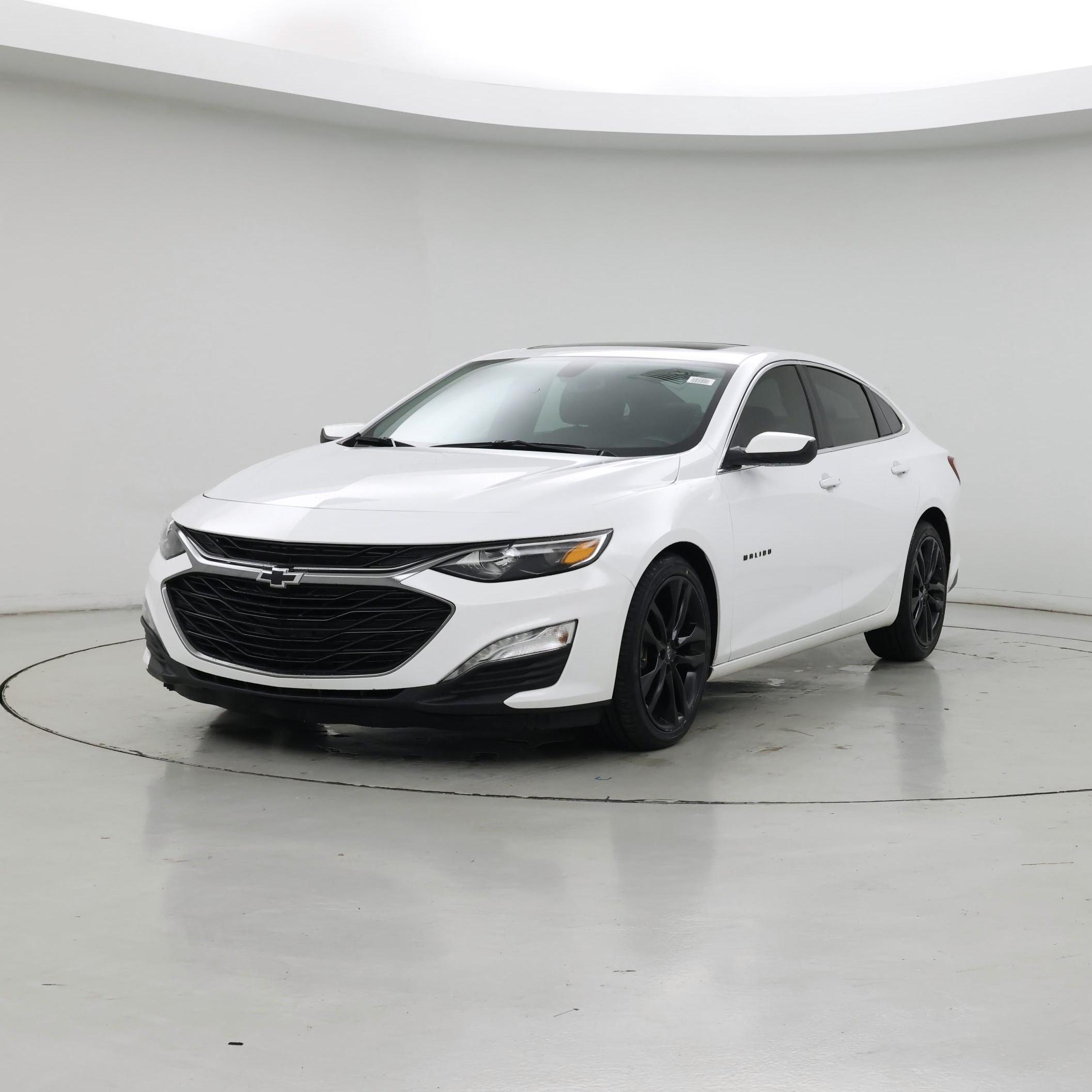 Thumbnail: 2022 Chevrolet Malibu - 4