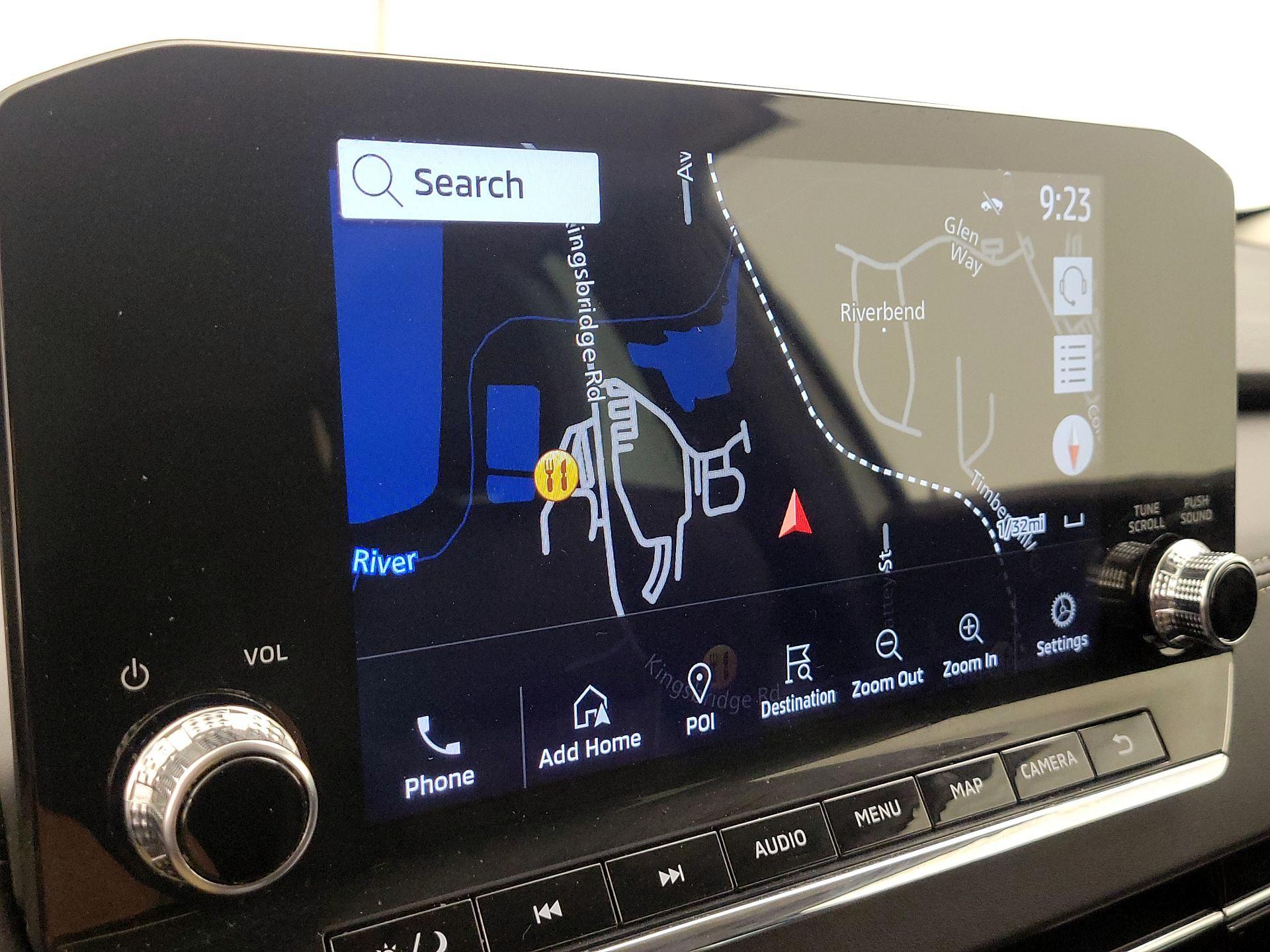 Thumbnail: 2023 Mitsubishi Outlander - 14