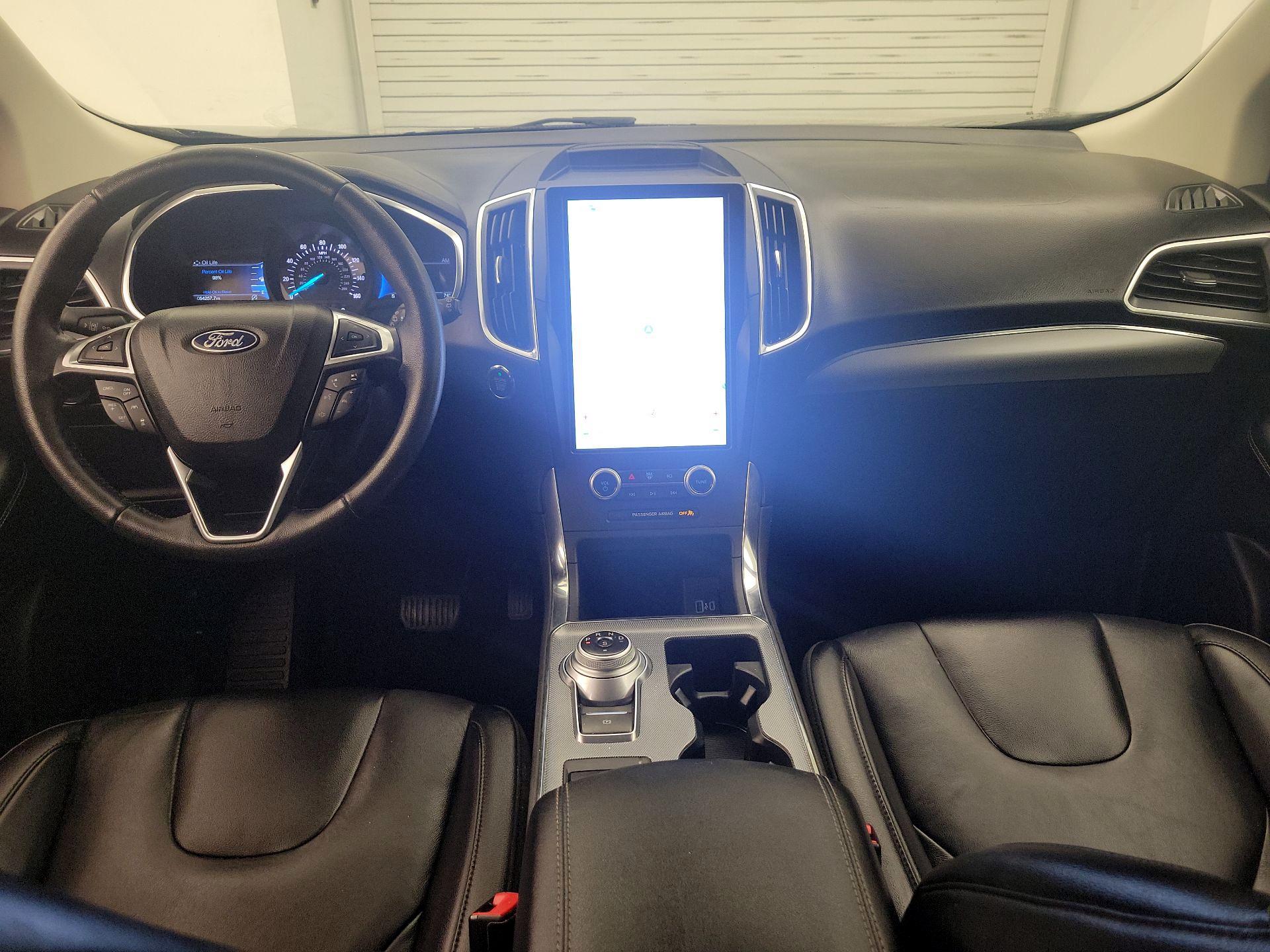 Thumbnail: 2021 Ford Edge - 9