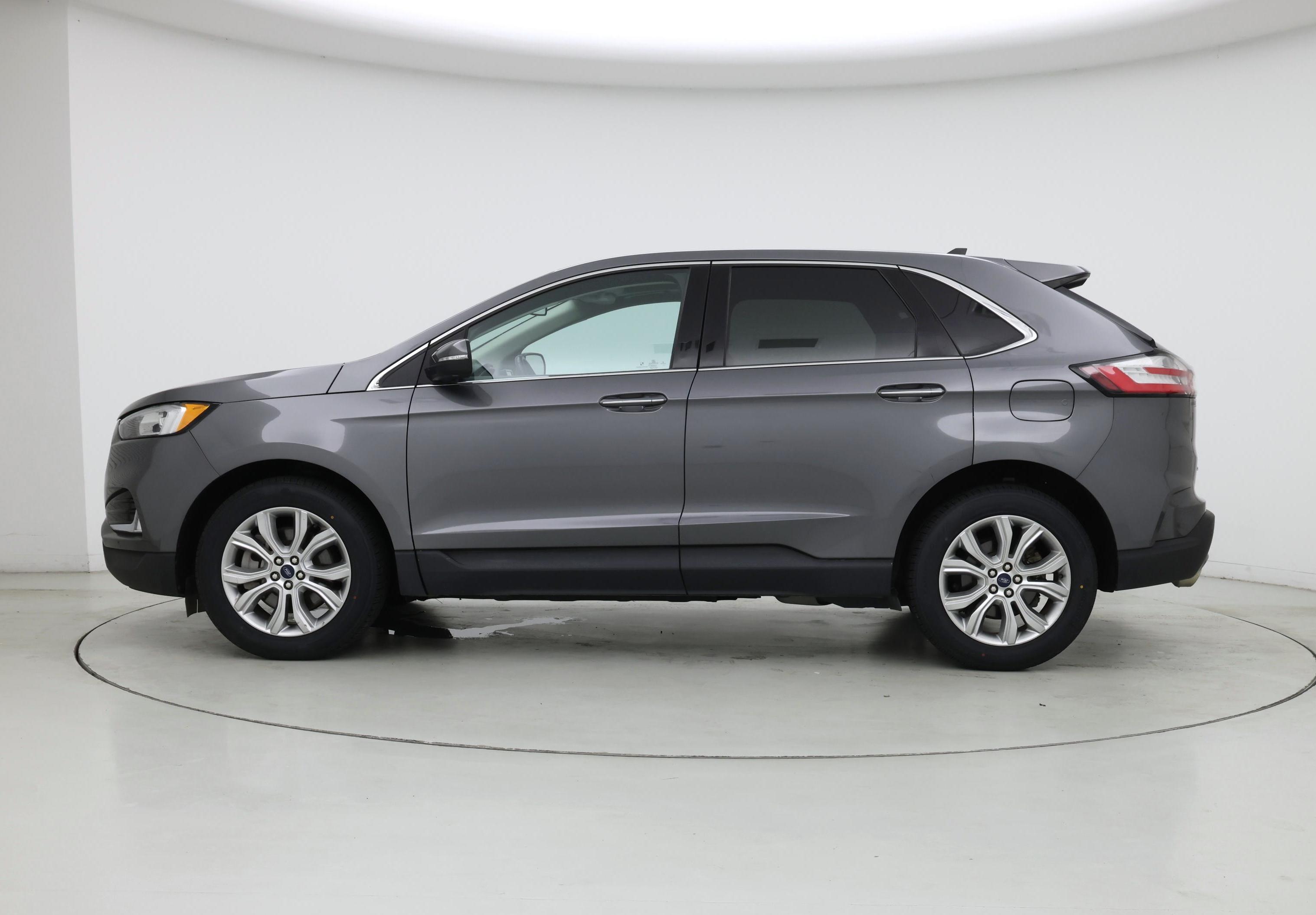 Thumbnail: 2021 Ford Edge - 3