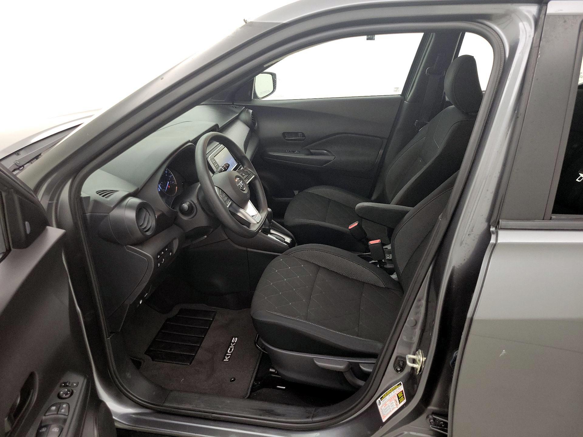 Thumbnail: 2020 Nissan Kicks - 11