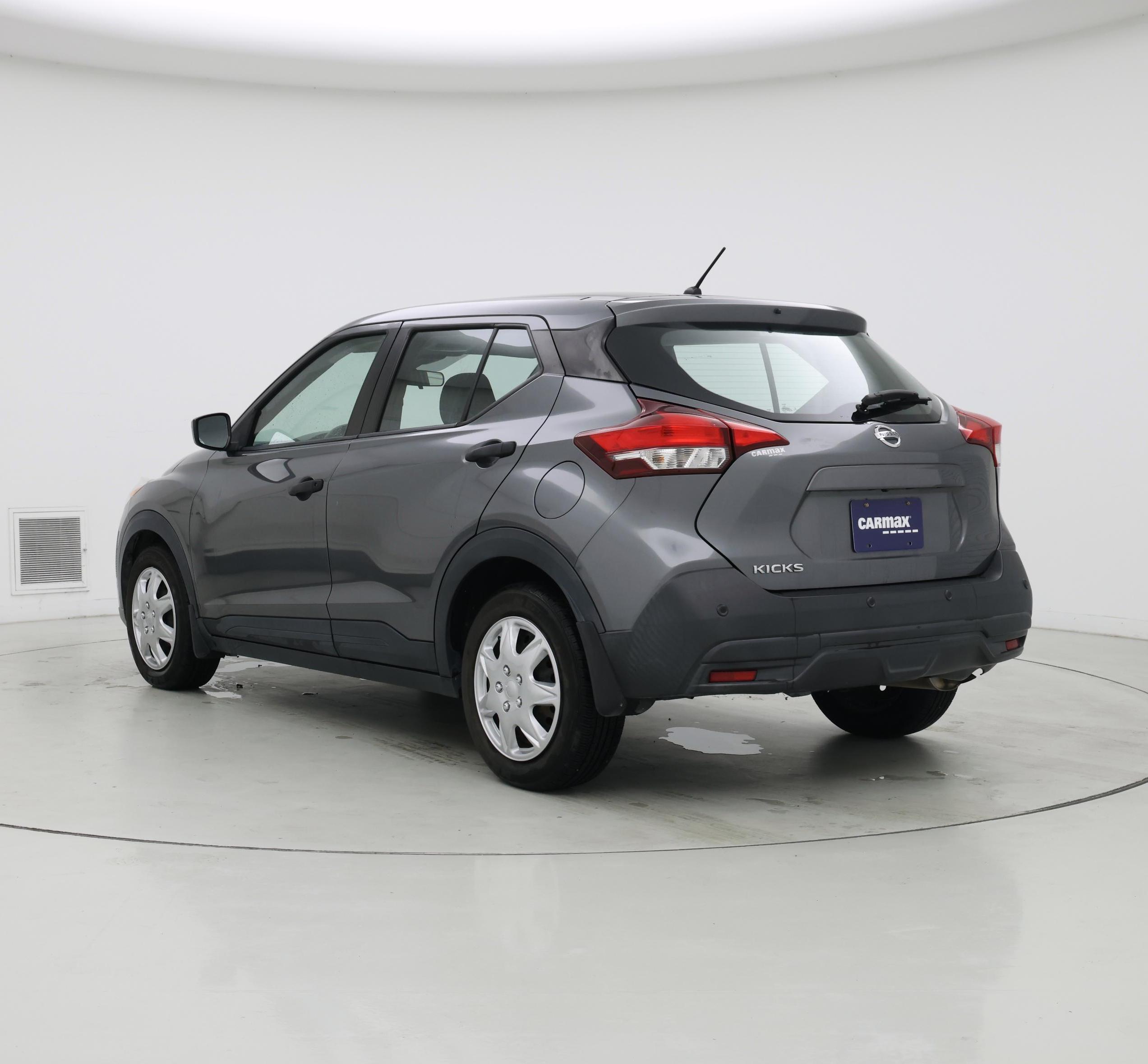 Thumbnail: 2020 Nissan Kicks - 2