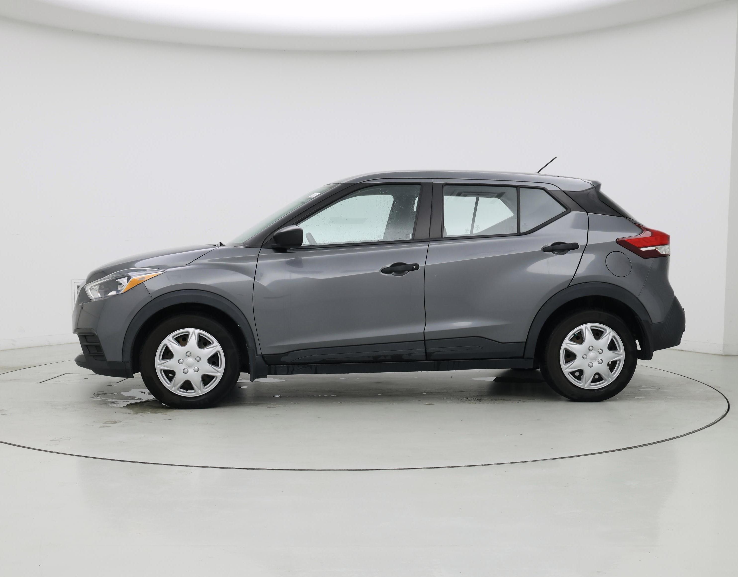Thumbnail: 2020 Nissan Kicks - 3