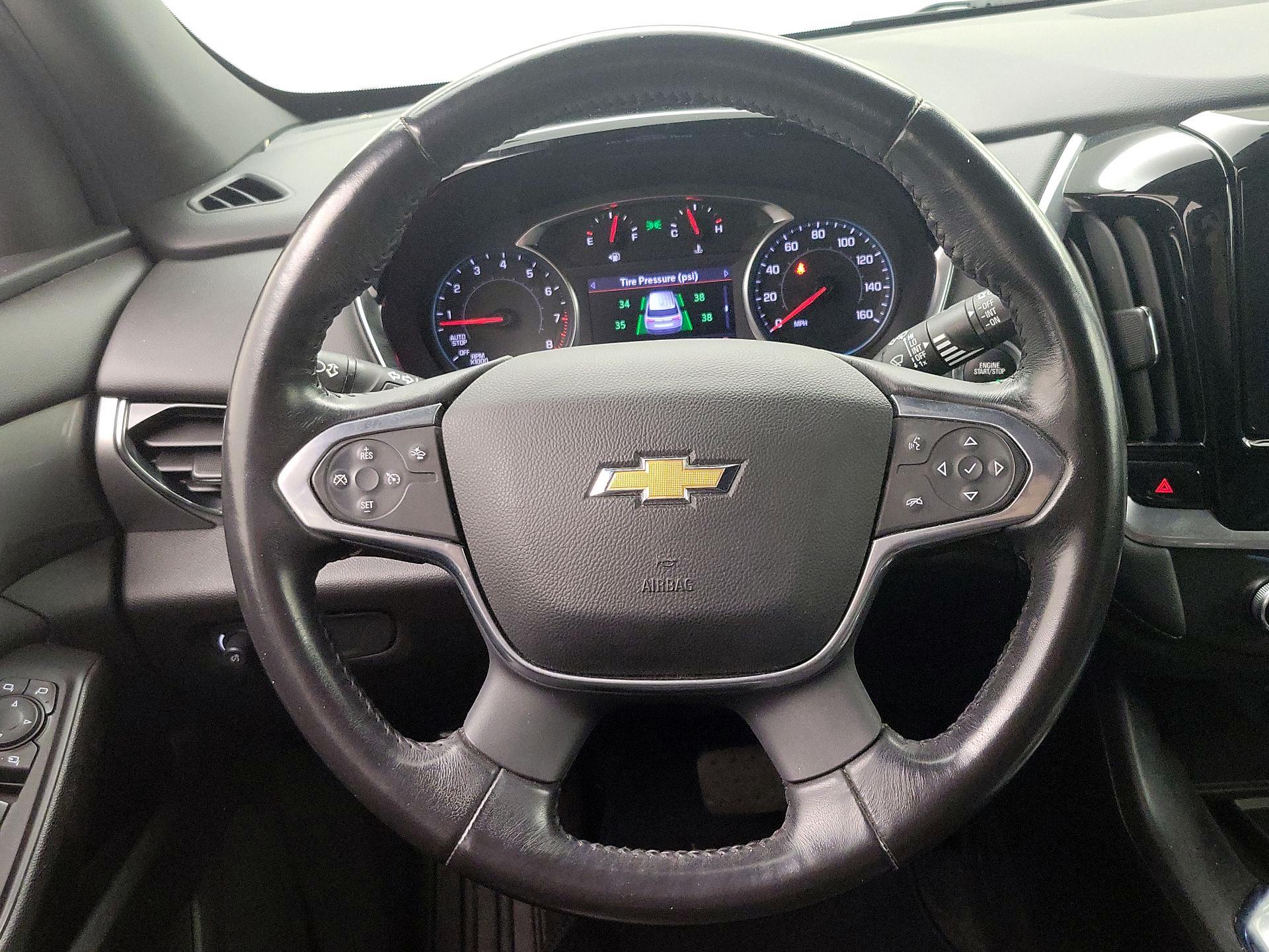 Thumbnail: 2022 Chevrolet Traverse - 10
