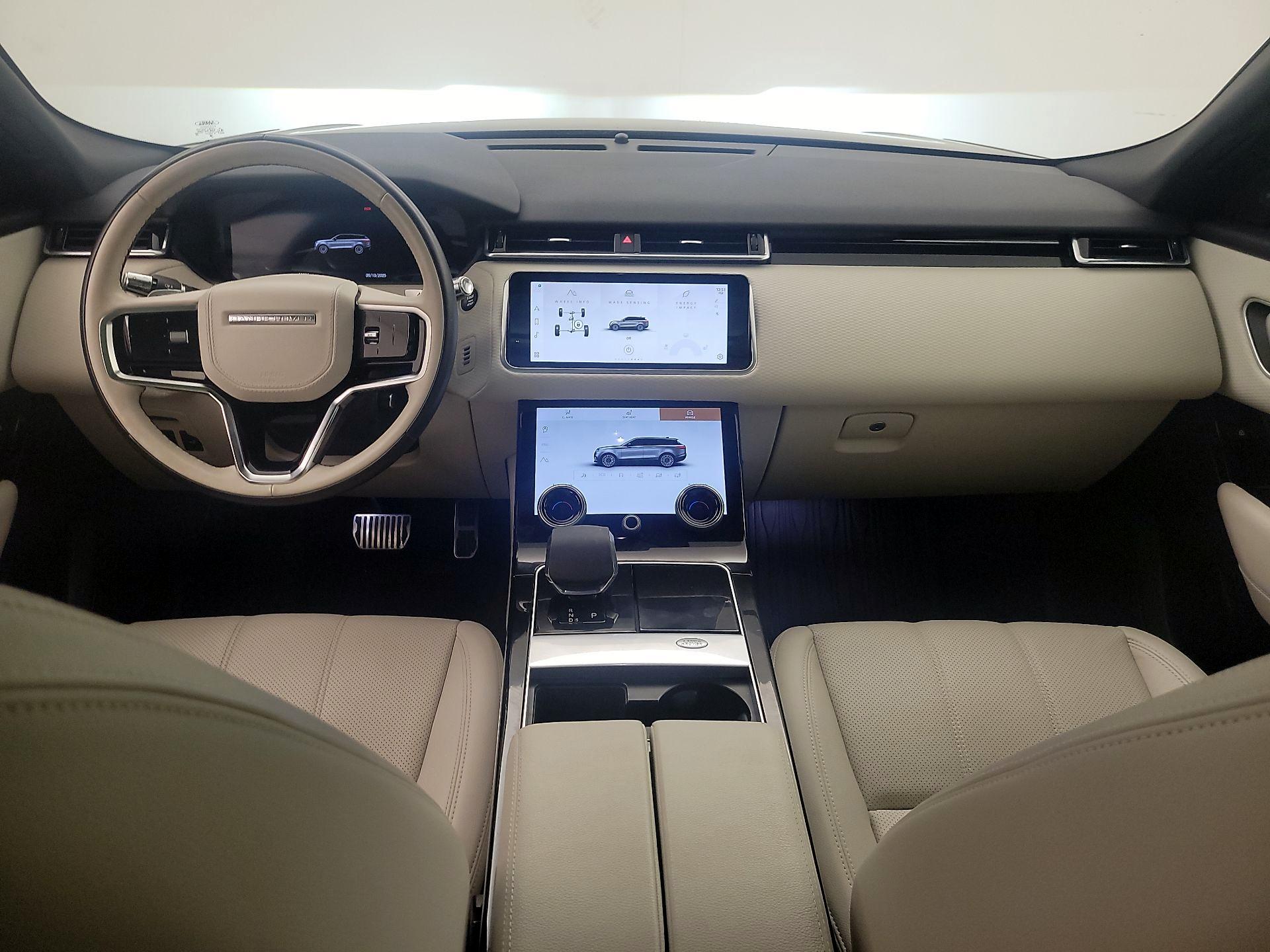 Thumbnail: 2021 Land Rover Range Rover Velar - 9