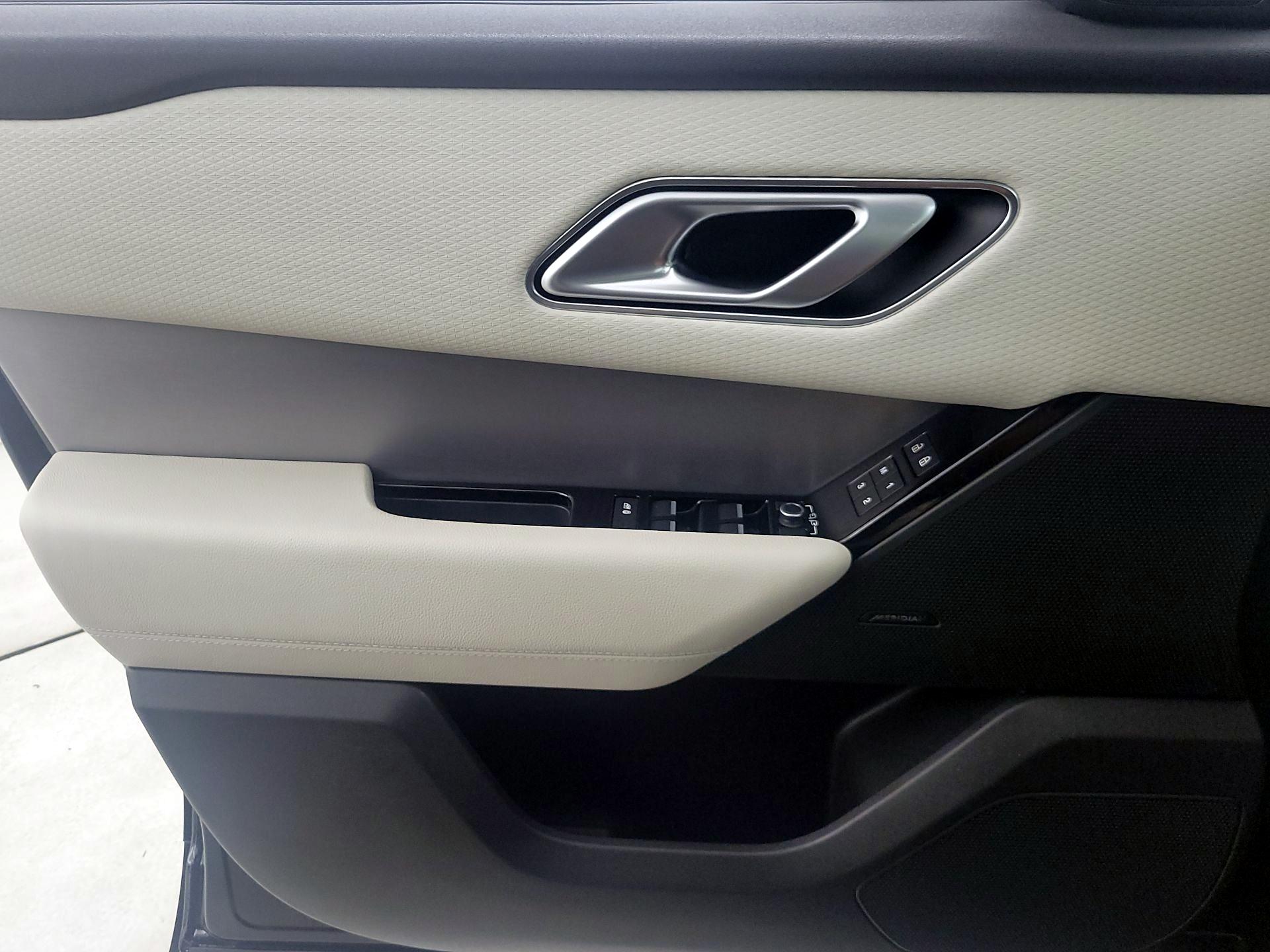 Thumbnail: 2021 Land Rover Range Rover Velar - 12