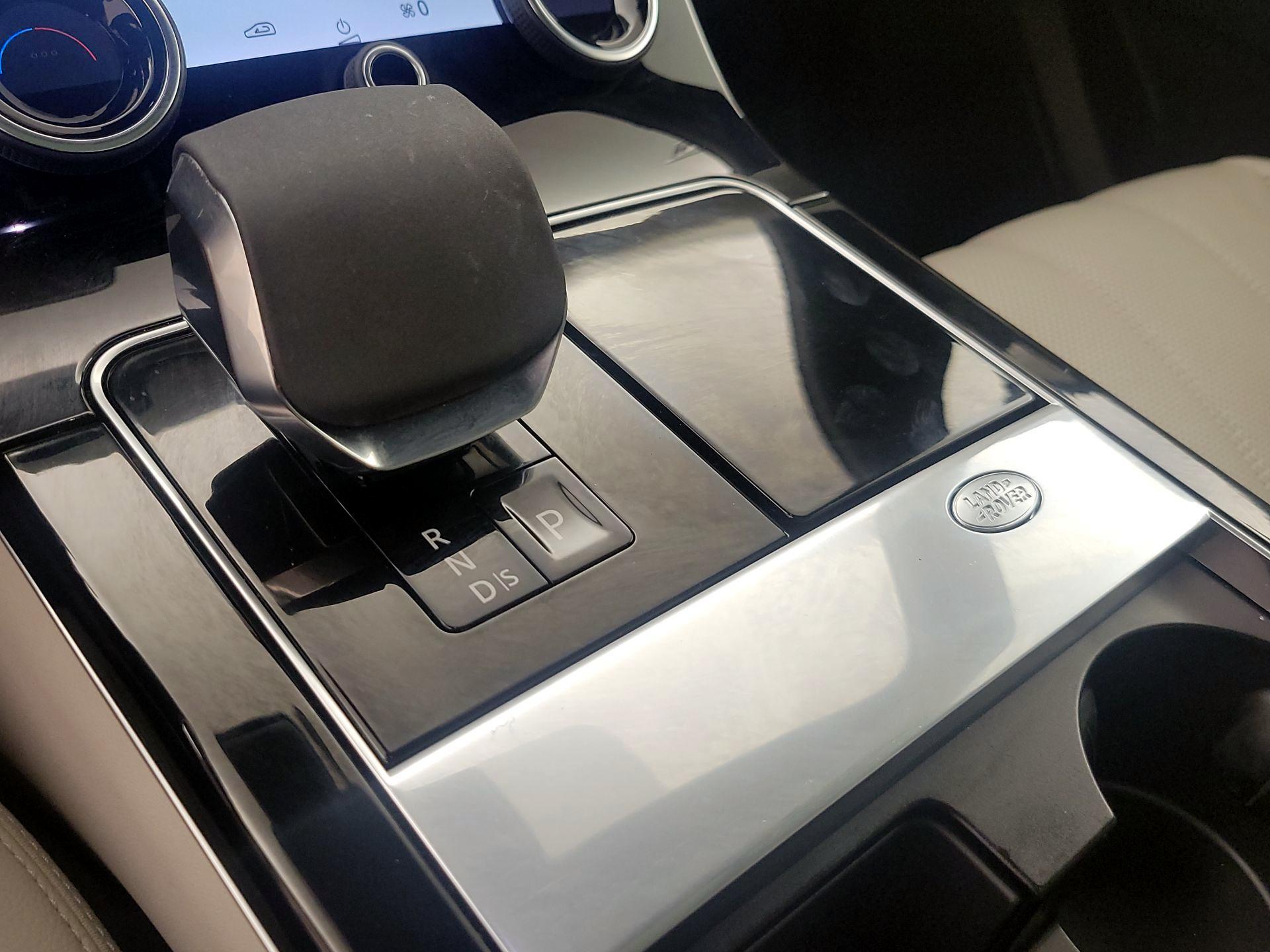 Thumbnail: 2021 Land Rover Range Rover Velar - 18