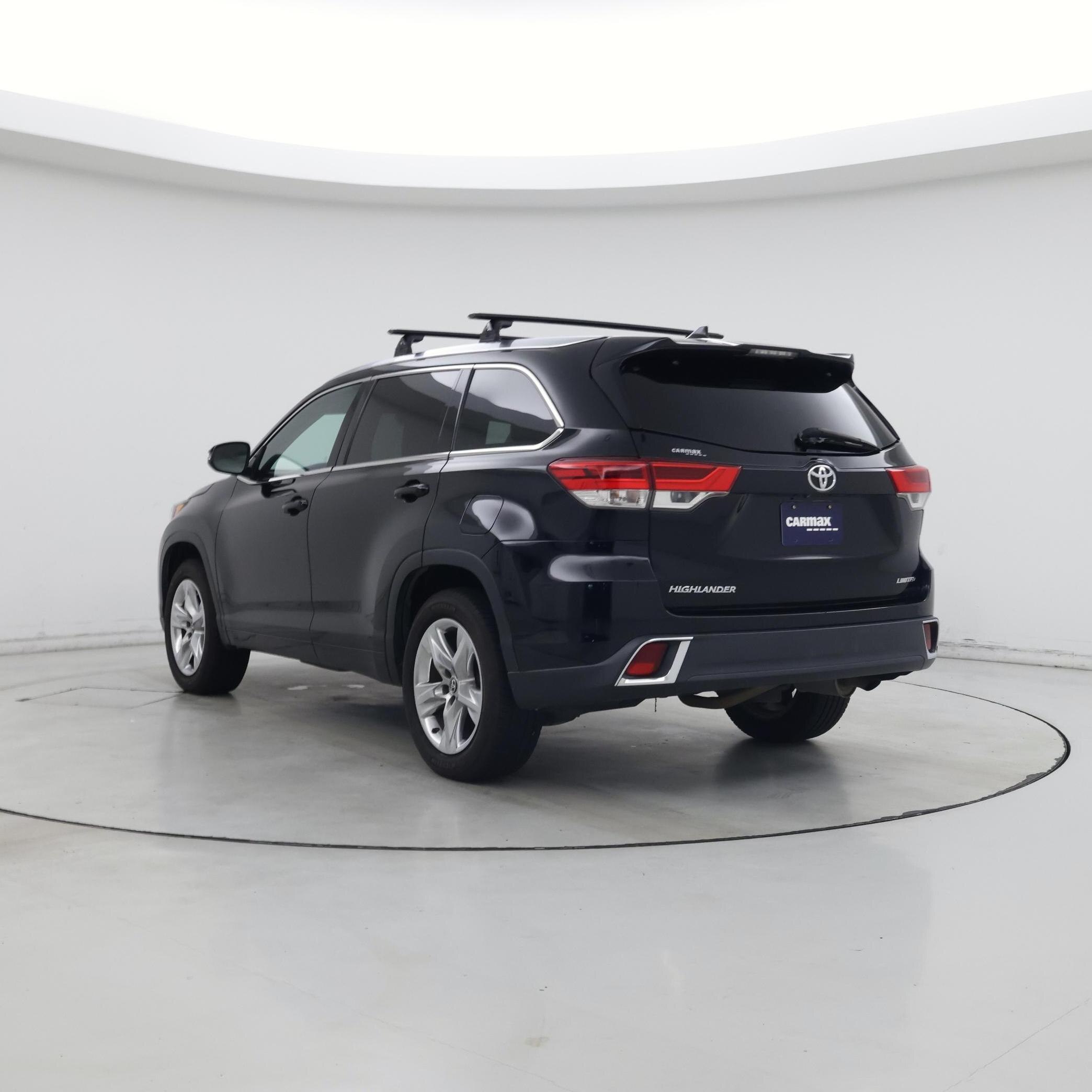 Thumbnail: 2017 Toyota Highlander - 2