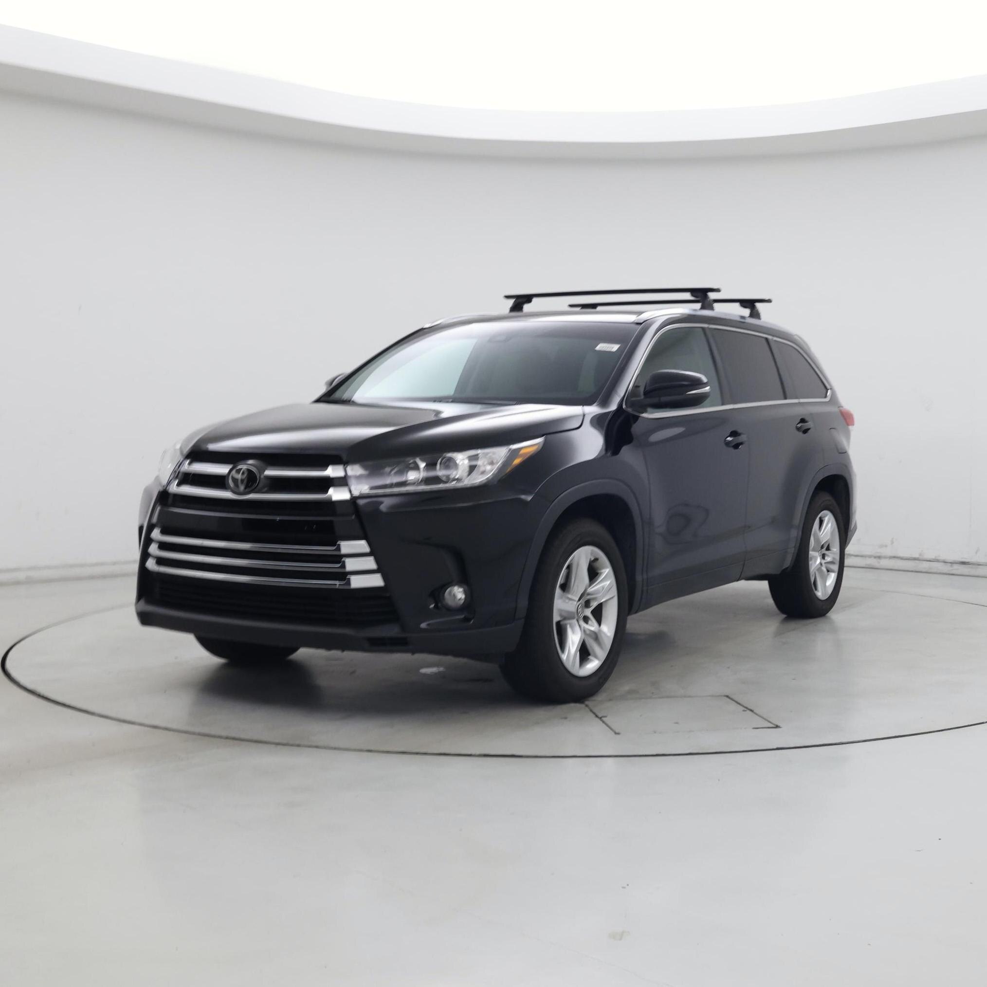 Thumbnail: 2017 Toyota Highlander - 4