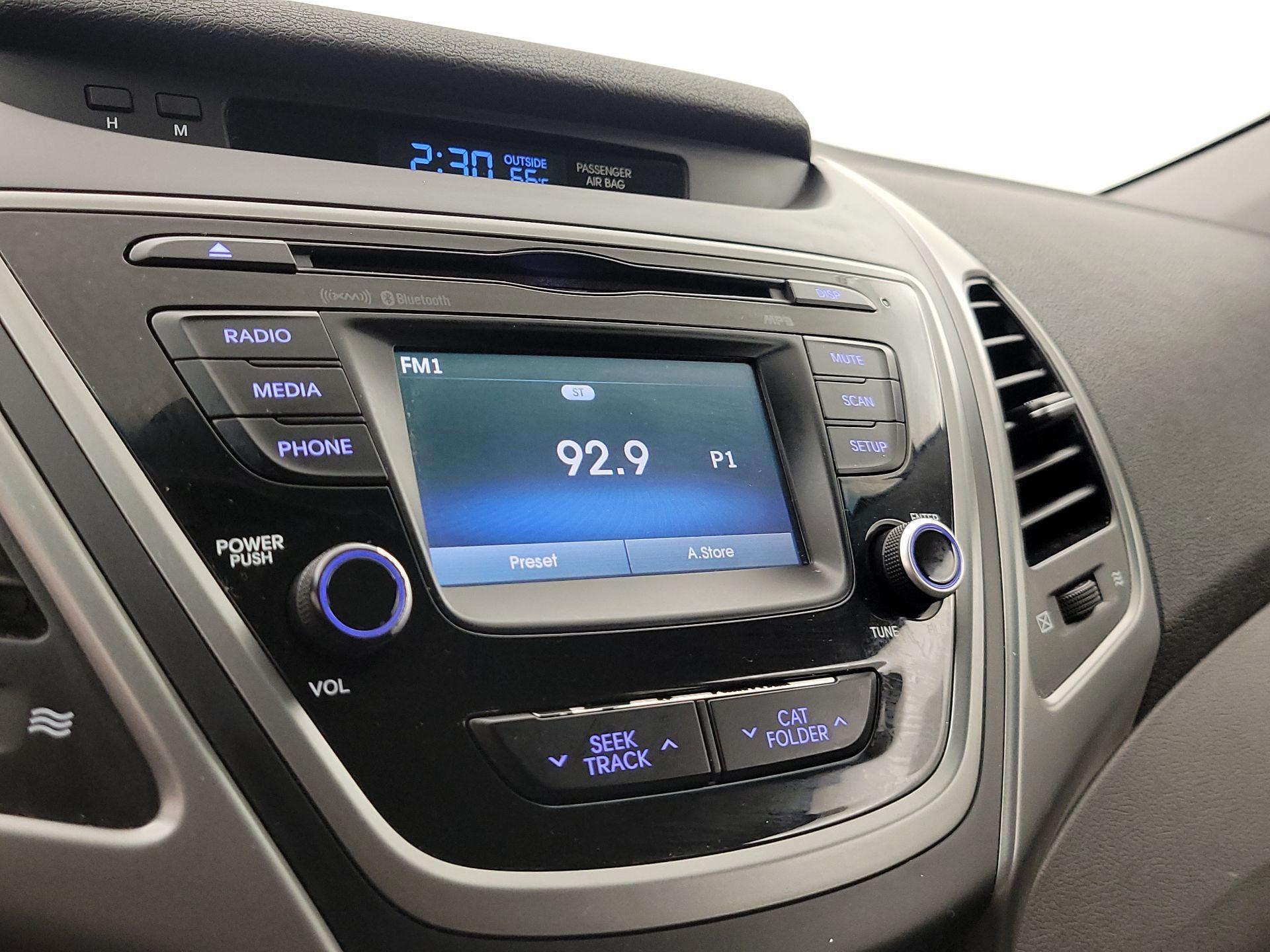 Thumbnail: 2015 Hyundai Elantra - 15