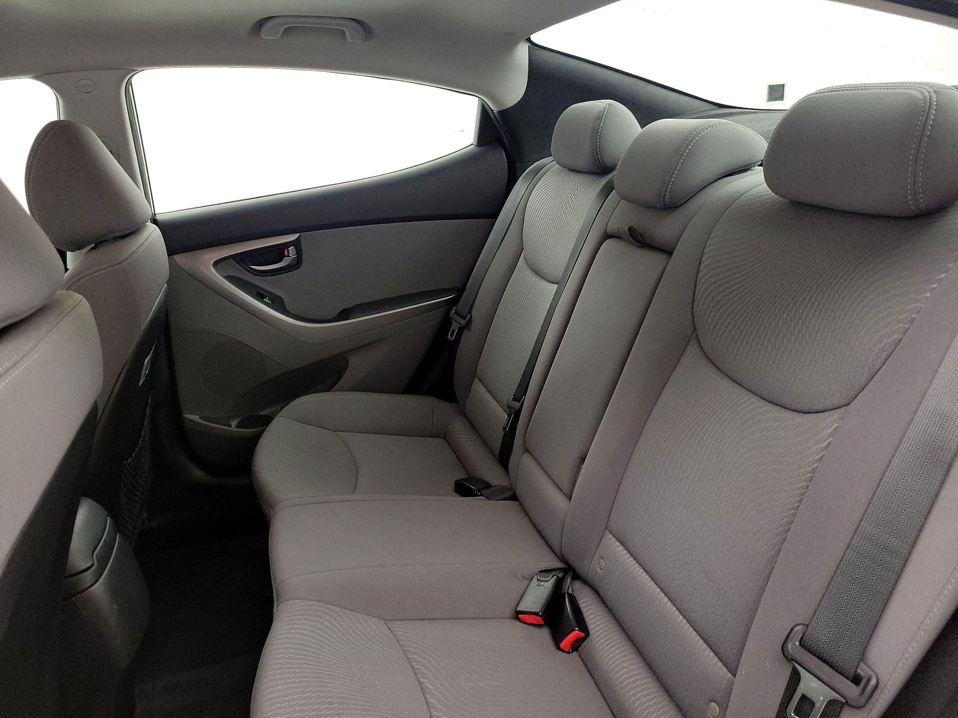 Thumbnail: 2015 Hyundai Elantra - 19