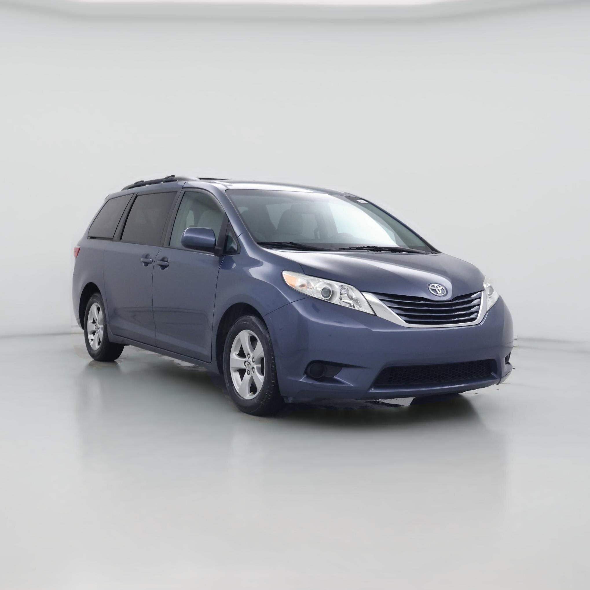 Thumbnail: 2015 Toyota Sienna - 1