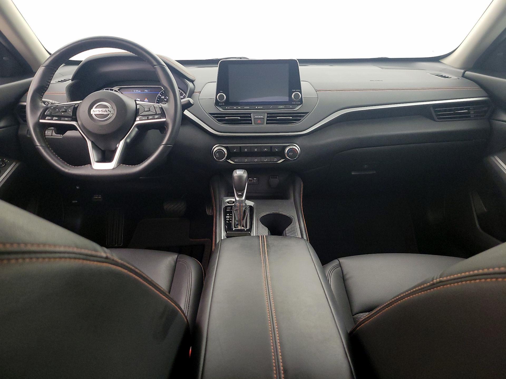 Thumbnail: 2021 Nissan Altima - 9