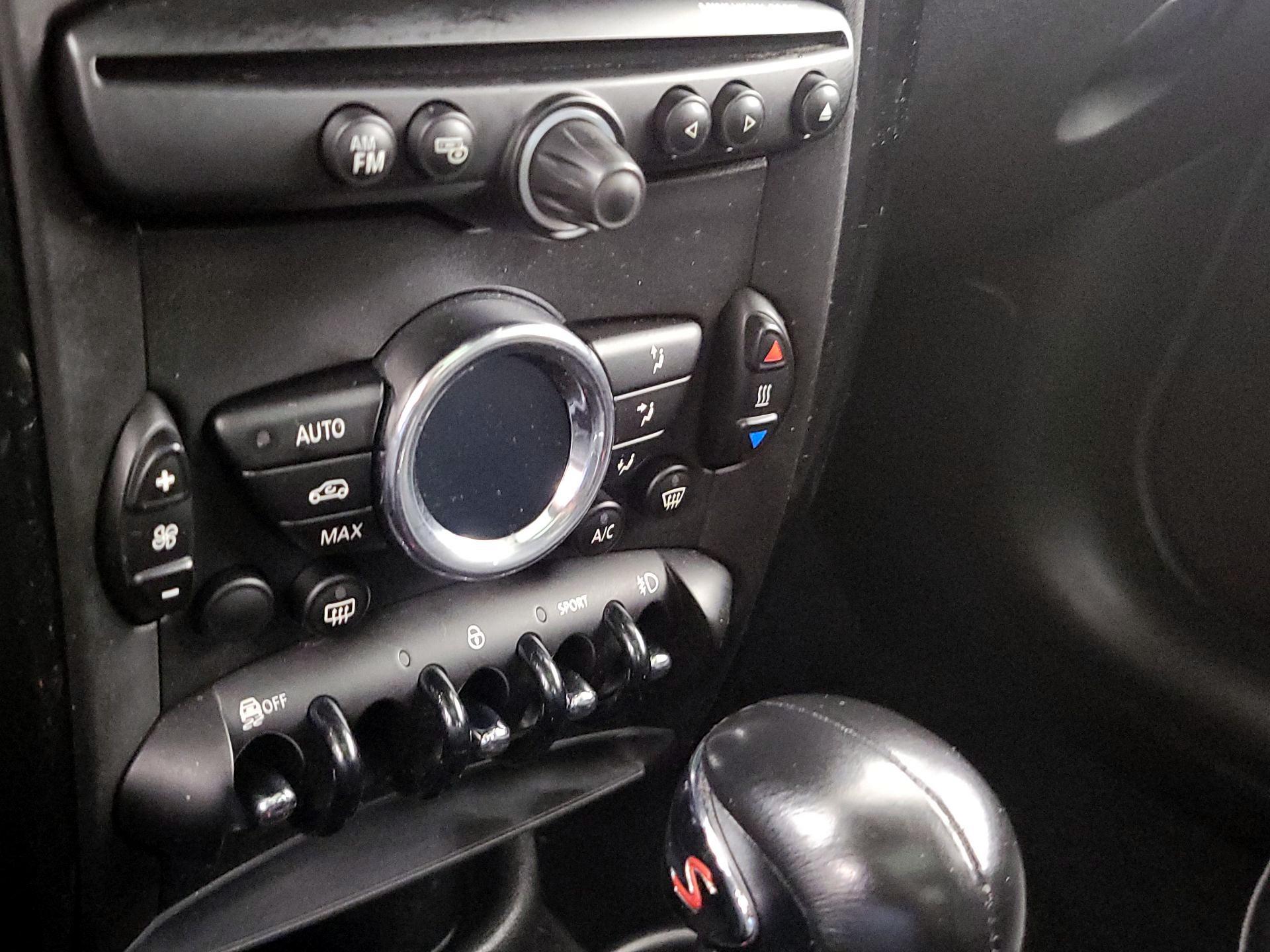 Thumbnail: 2016 MINI Cooper Countryman - 14