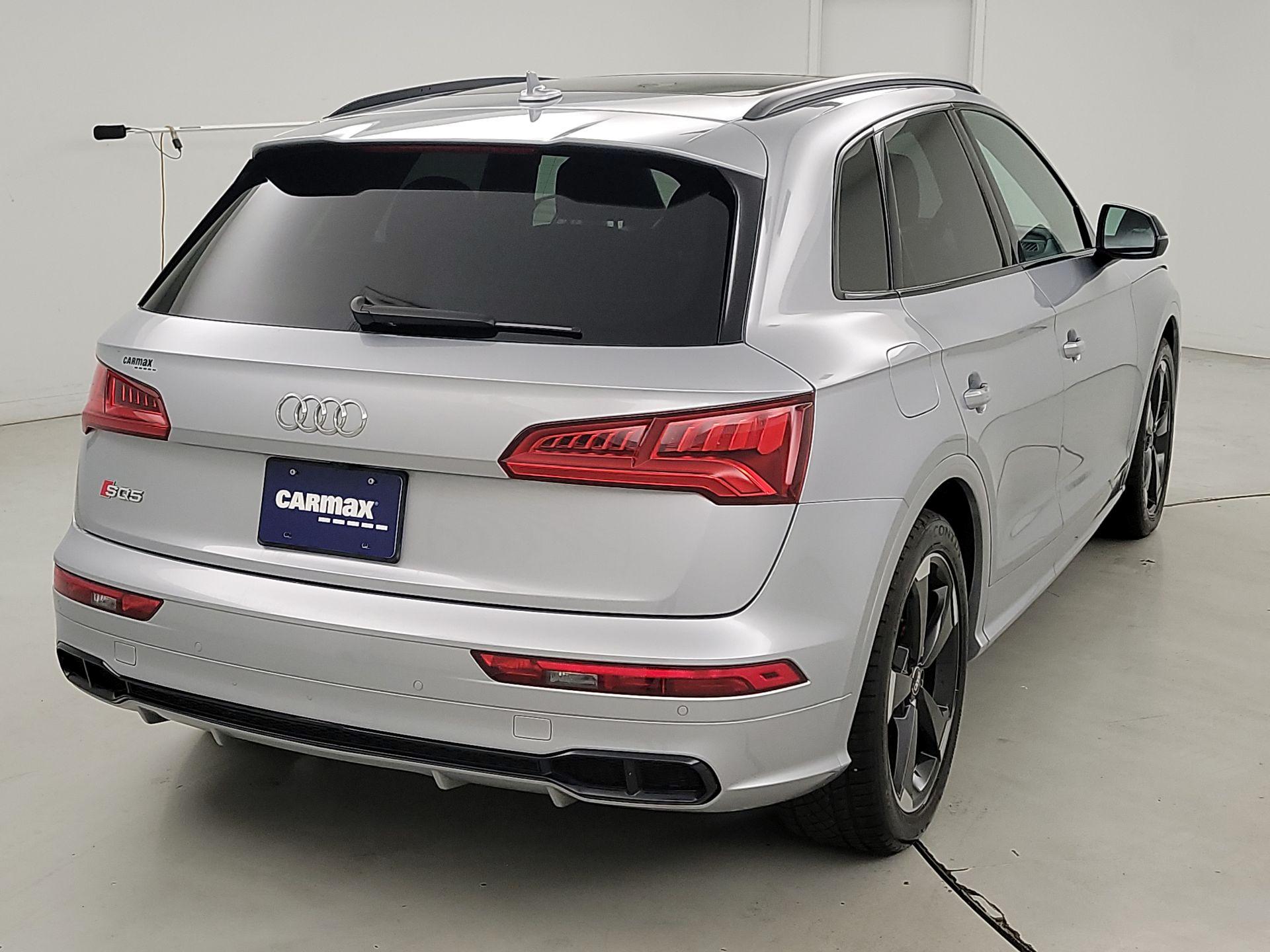 Thumbnail: 2020 Audi SQ5 - 5