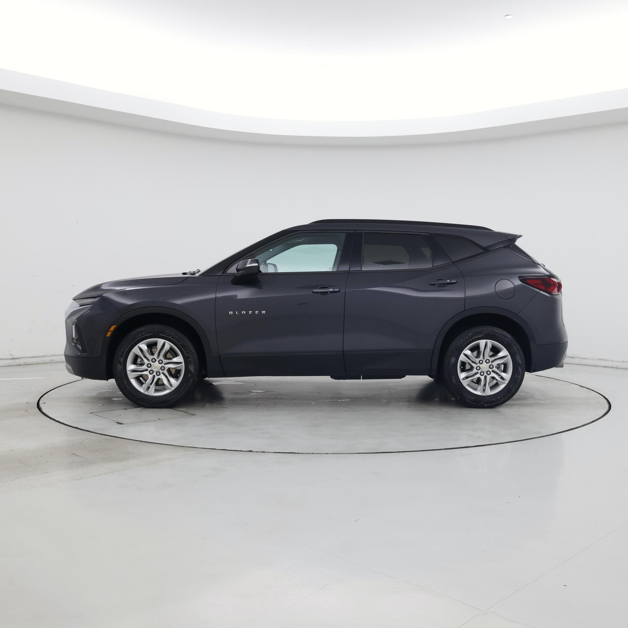 Thumbnail: 2021 Chevrolet Blazer - 3