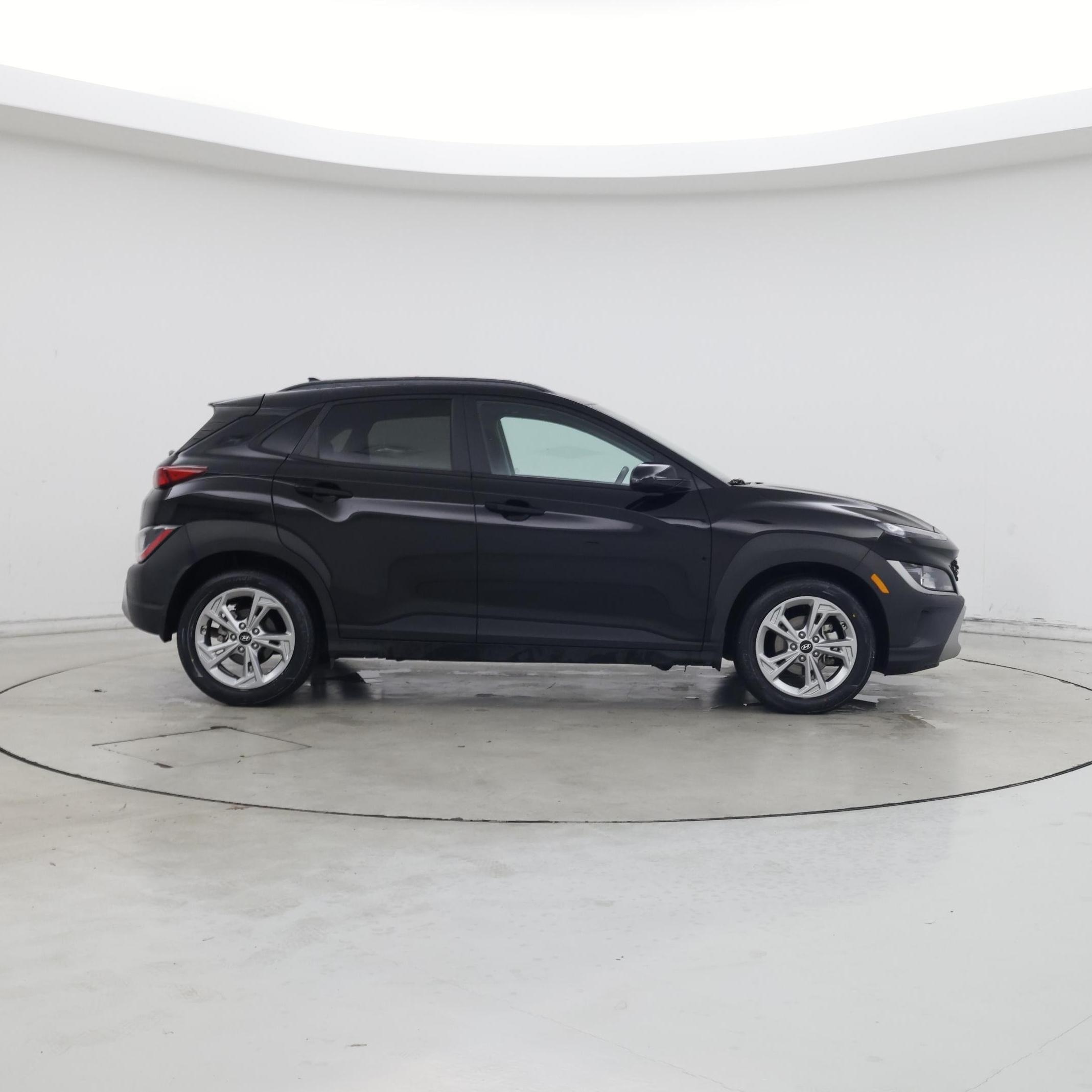 Thumbnail: 2022 Hyundai Kona - 7