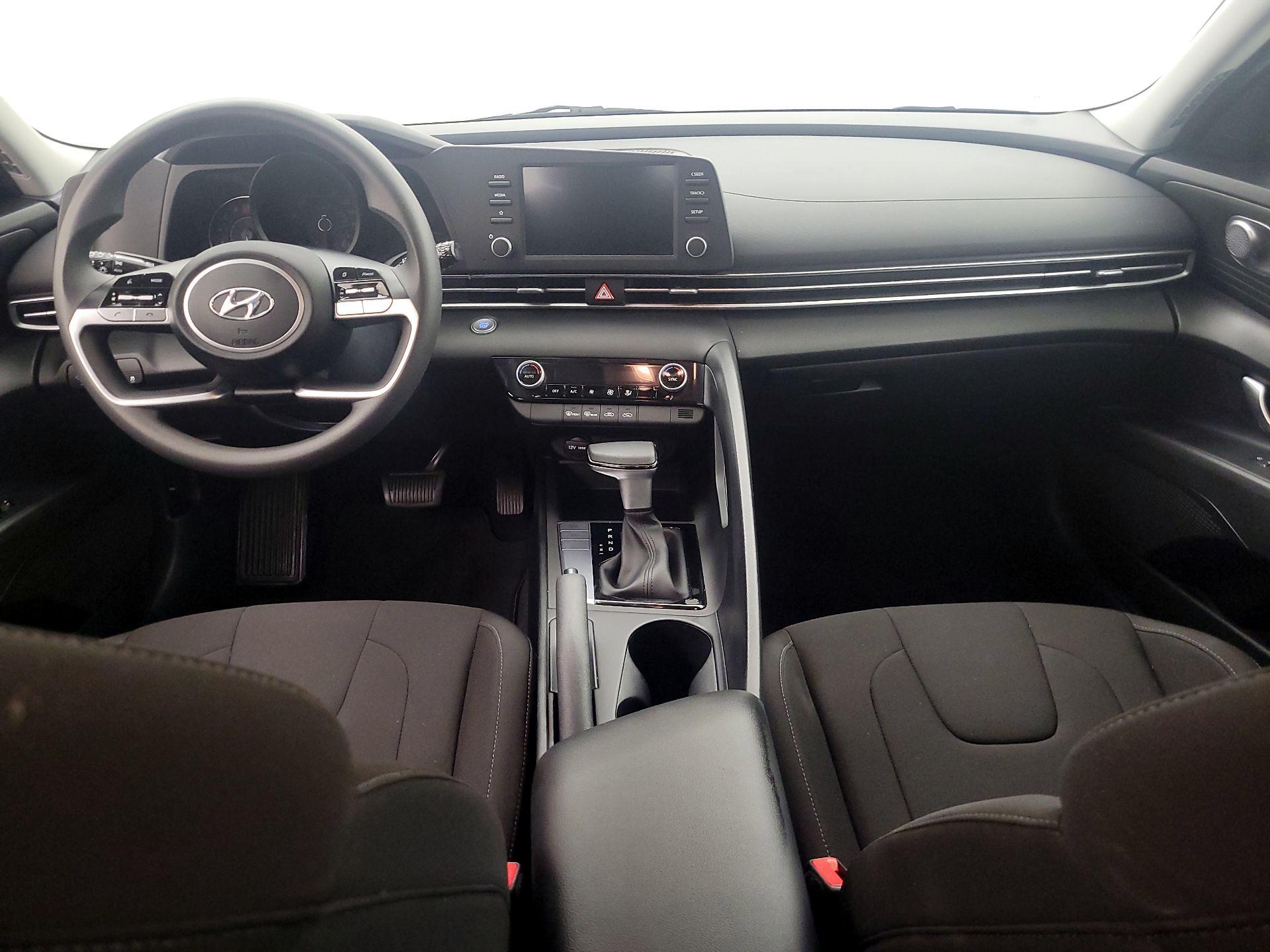 Thumbnail: 2023 Hyundai Elantra - 9