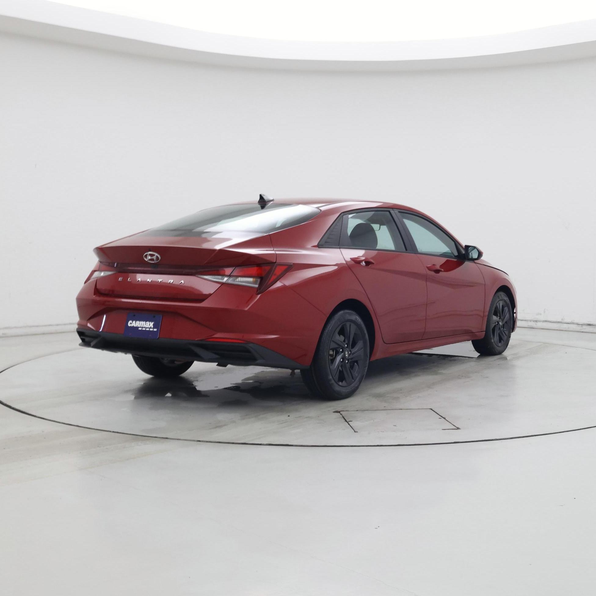 Thumbnail: 2023 Hyundai Elantra - 8